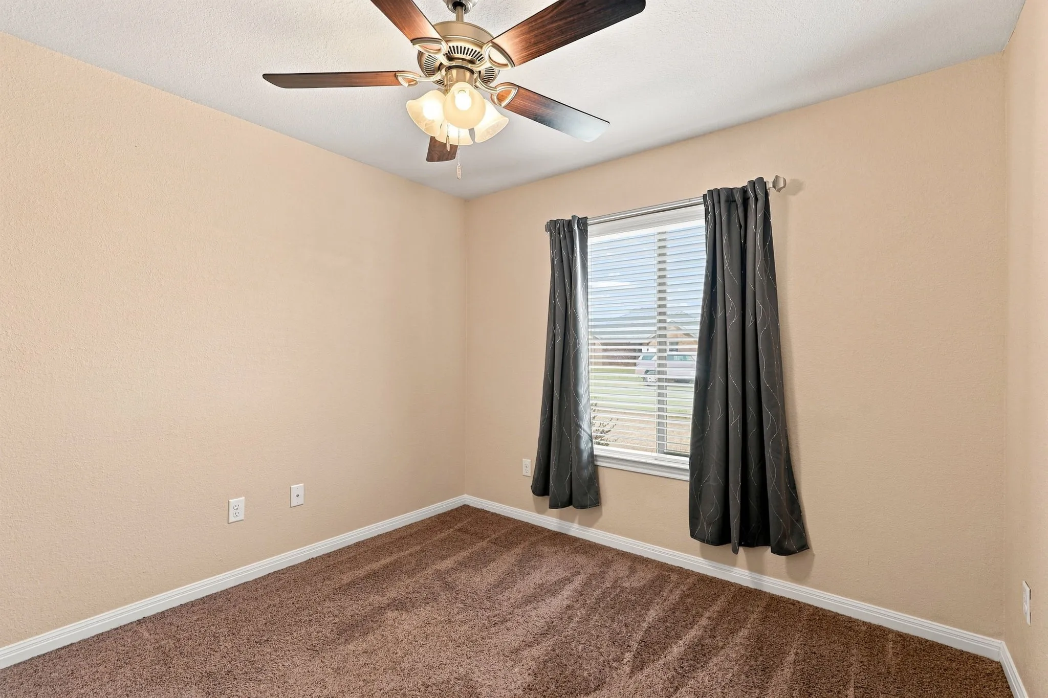 Single Family Residence For Sale in Taylor County , 3425 Firedog Road, Abilene, Texas 79606, 3 Bedroom, 2 Bathroom, 2 Garage spaces, 1,590 Sqft, built in 2014, mls#21374409, Real Estate Agent in Abilene, Homes For Sale in Taylor county, Homes For Sale in Abilene, Realtor in Abilene Texas, Real Estate Brokerage Independent Realty Texas, Luminita Cordes Realtor