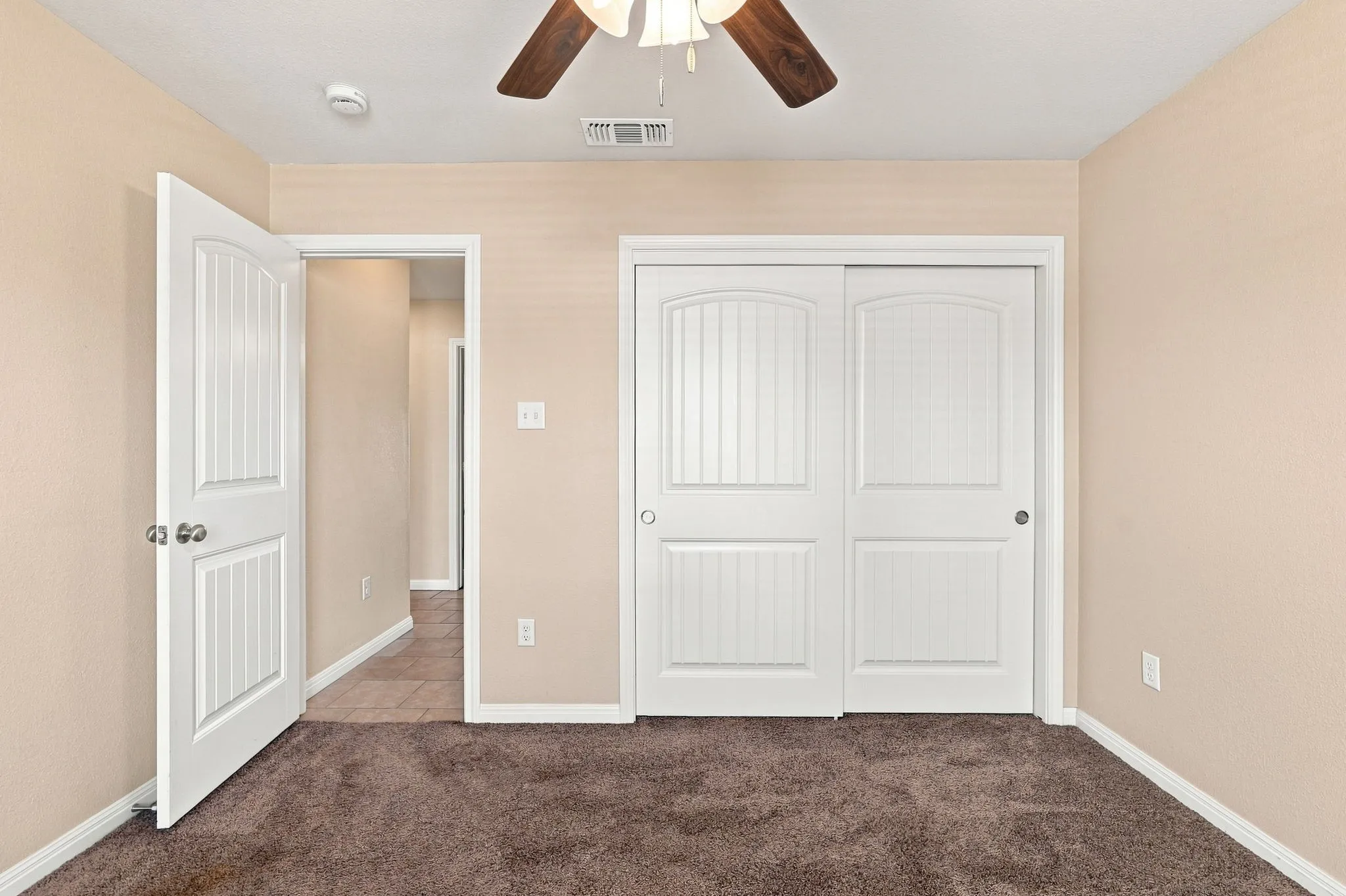 Single Family Residence For Sale in Taylor County , 3425 Firedog Road, Abilene, Texas 79606, 3 Bedroom, 2 Bathroom, 2 Garage spaces, 1,590 Sqft, built in 2014, mls#21374409, Real Estate Agent in Abilene, Homes For Sale in Taylor county, Homes For Sale in Abilene, Realtor in Abilene Texas, Real Estate Brokerage Independent Realty Texas, Luminita Cordes Realtor