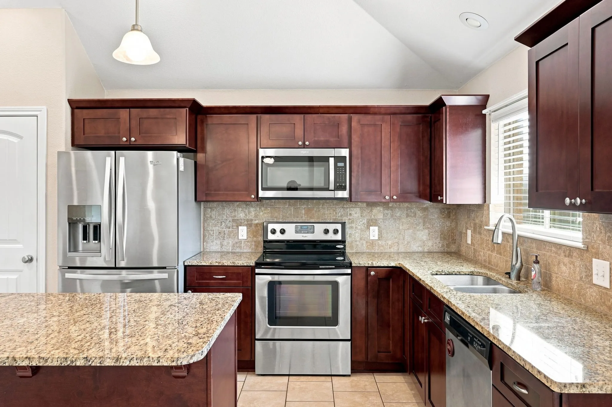 Single Family Residence For Sale in Taylor County , 3425 Firedog Road, Abilene, Texas 79606, 3 Bedroom, 2 Bathroom, 2 Garage spaces, 1,590 Sqft, built in 2014, mls#21374409, Real Estate Agent in Abilene, Homes For Sale in Taylor county, Homes For Sale in Abilene, Realtor in Abilene Texas, Real Estate Brokerage Independent Realty Texas, Luminita Cordes Realtor