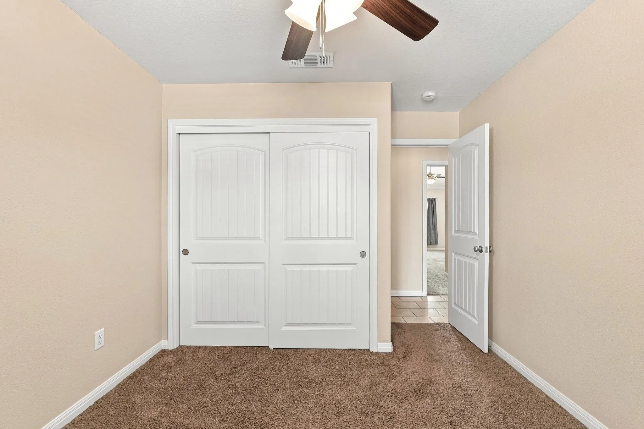 Single Family Residence For Sale in Taylor County , 3425 Firedog Road, Abilene, Texas 79606, 3 Bedroom, 2 Bathroom, 2 Garage spaces, 1,590 Sqft, built in 2014, mls#21374409, Real Estate Agent in Abilene, Homes For Sale in Taylor county, Homes For Sale in Abilene, Realtor in Abilene Texas, Real Estate Brokerage Independent Realty Texas, Luminita Cordes Realtor