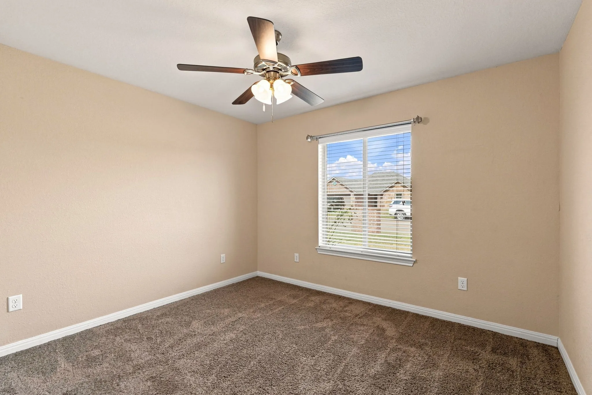 Single Family Residence For Sale in Taylor County , 3425 Firedog Road, Abilene, Texas 79606, 3 Bedroom, 2 Bathroom, 2 Garage spaces, 1,590 Sqft, built in 2014, mls#21374409, Real Estate Agent in Abilene, Homes For Sale in Taylor county, Homes For Sale in Abilene, Realtor in Abilene Texas, Real Estate Brokerage Independent Realty Texas, Luminita Cordes Realtor