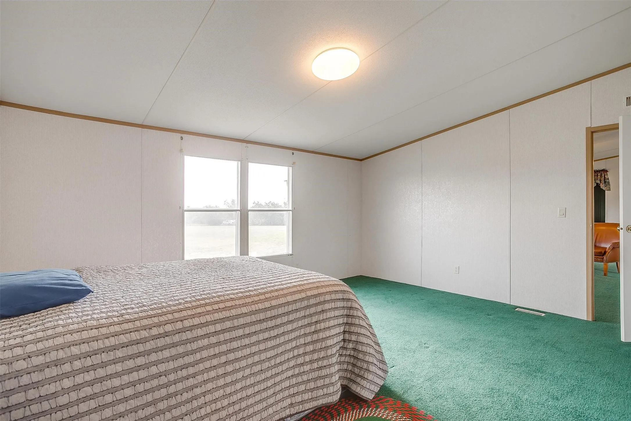 Manufactured Home For Sale in Johnson County , 9064 Summit Court E, Cleburne, Texas 76033, 4 Bedroom, 2 Bathroom, Garage spaces, 1,568 Sqft, built in 1998, mls#21374363, Real Estate Agent in Cleburne, Homes For Sale in Johnson county, Homes For Sale in Cleburne, Realtor in Cleburne Texas, Real Estate Brokerage Independent Realty Texas, Luminita Cordes Realtor