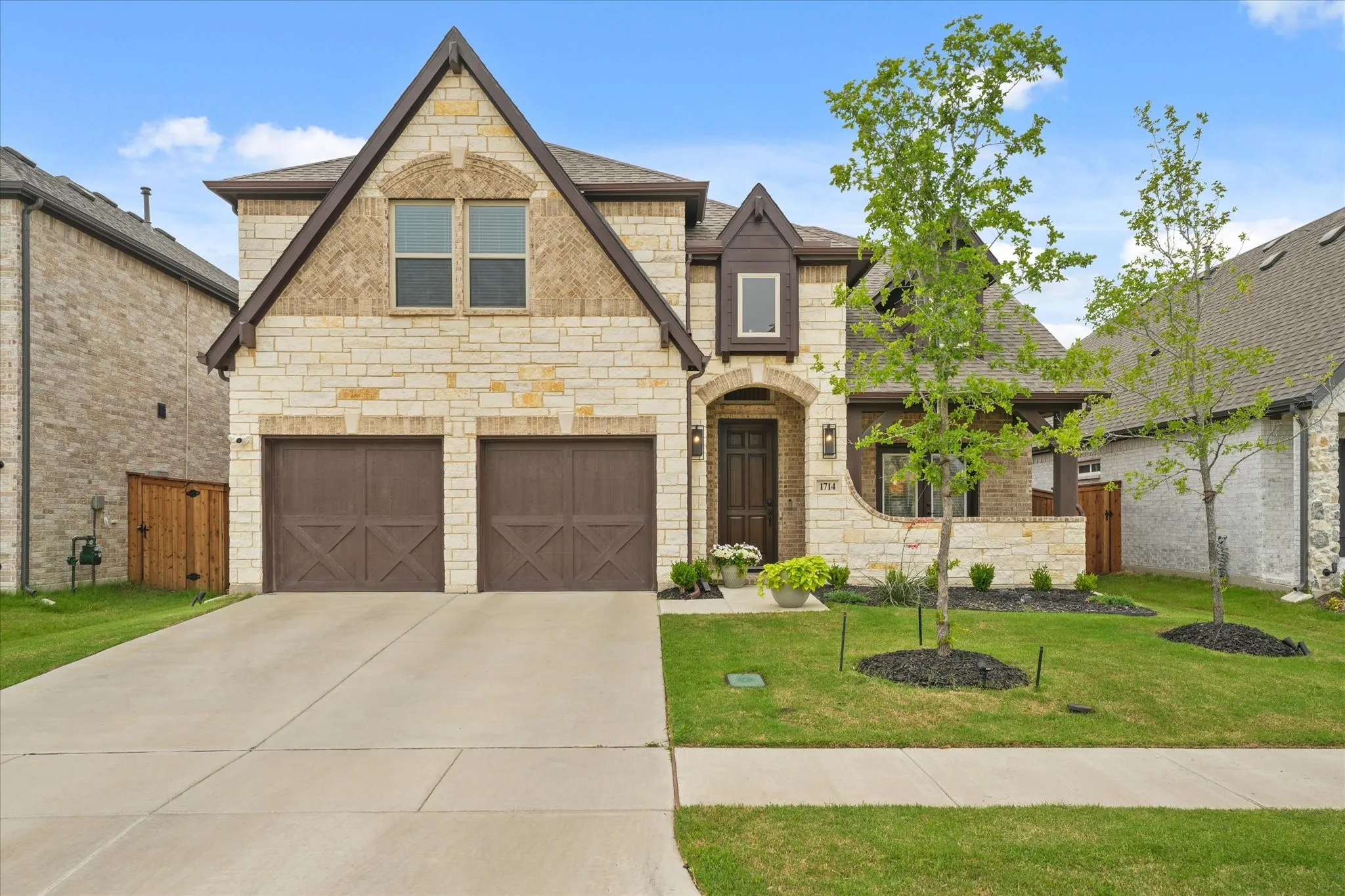 Single Family Residence For Sale in Kaufman County , 1714 Highwood Road, Forney, Texas 75126, 4 Bedroom, 4 Bathroom, 2 Garage spaces, 3,185 Sqft, built in 2023, mls#21374693, Real Estate Agent in Forney, Homes For Sale in Kaufman county, Homes For Sale in Forney, Realtor in Forney Texas, Real Estate Brokerage Independent Realty Texas, Luminita Cordes Realtor