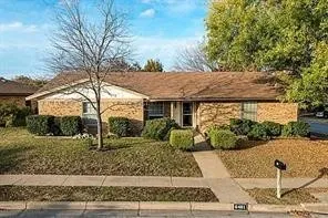 Single Family Residence For Rent in Tarrant County , 6481 Whitehurst Drive, Watauga, Texas 76148, 4 Bedroom, 2 Bathroom, 2 Garage spaces, 1,617 Sqft, built in 1984, mls#21374705, Real Estate Agent in Watauga, Homes For Rent in Tarrant county, Homes For Rent in Watauga, Realtor in Watauga Texas, Real Estate Brokerage Independent Realty Texas, Luminita Cordes Realtor
