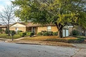 Single Family Residence For Rent in Tarrant County , 6481 Whitehurst Drive, Watauga, Texas 76148, 4 Bedroom, 2 Bathroom, 2 Garage spaces, 1,617 Sqft, built in 1984, mls#21374705, Real Estate Agent in Watauga, Homes For Rent in Tarrant county, Homes For Rent in Watauga, Realtor in Watauga Texas, Real Estate Brokerage Independent Realty Texas, Luminita Cordes Realtor