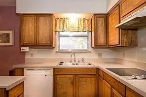 Single Family Residence For Rent in Tarrant County , 6481 Whitehurst Drive, Watauga, Texas 76148, 4 Bedroom, 2 Bathroom, 2 Garage spaces, 1,617 Sqft, built in 1984, mls#21374705, Real Estate Agent in Watauga, Homes For Rent in Tarrant county, Homes For Rent in Watauga, Realtor in Watauga Texas, Real Estate Brokerage Independent Realty Texas, Luminita Cordes Realtor