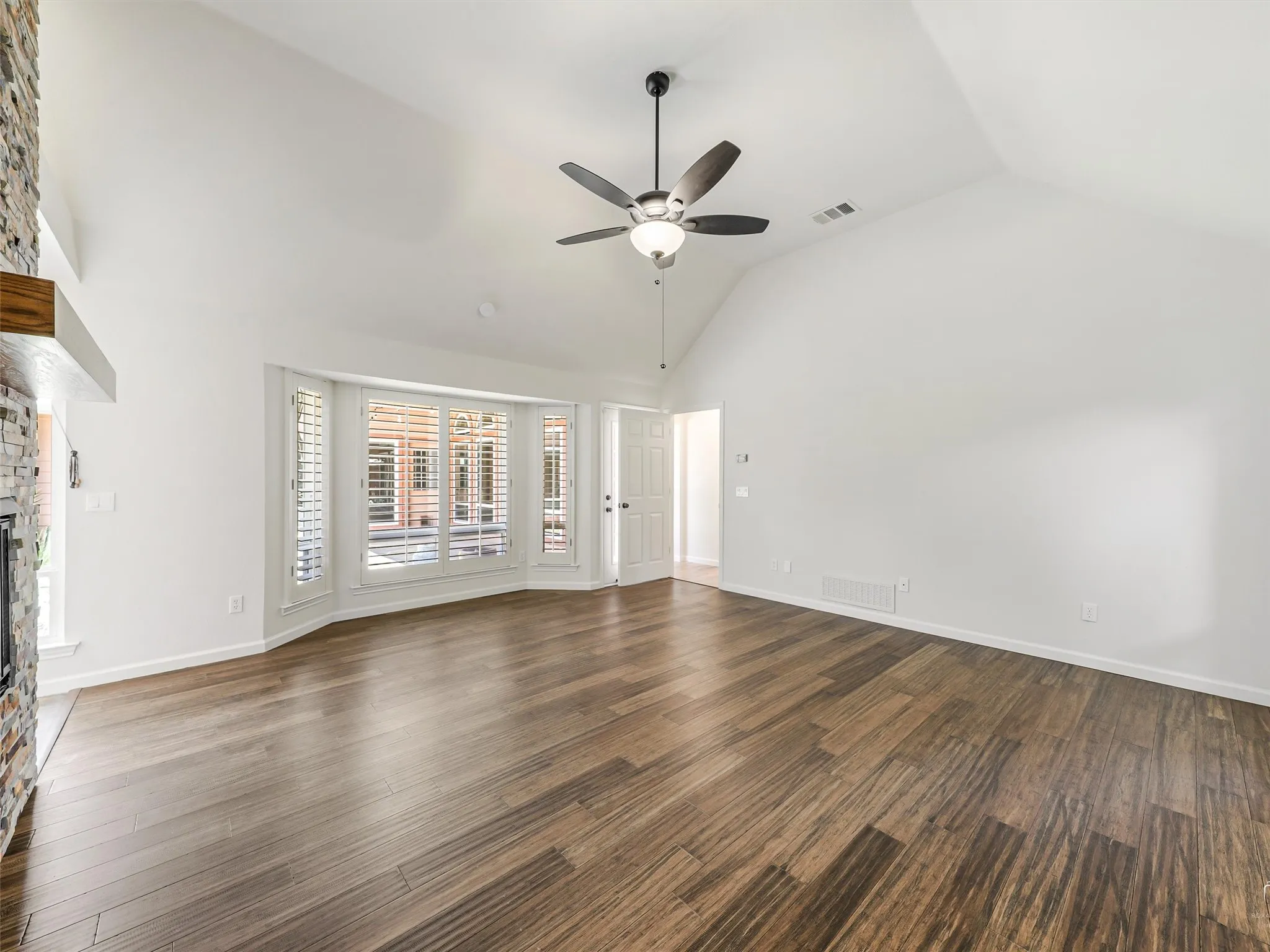 Single Family Residence For Sale in Collin County , 3533 Chaney Lane, Plano, Texas 75093, 3 Bedroom, 2 Bathroom, 2 Garage spaces, 2,731 Sqft, built in 1986, mls#21374710, Real Estate Agent in Plano, Homes For Sale in Collin county, Homes For Sale in Plano, Realtor in Plano Texas, Real Estate Brokerage Independent Realty Texas, Luminita Cordes Realtor