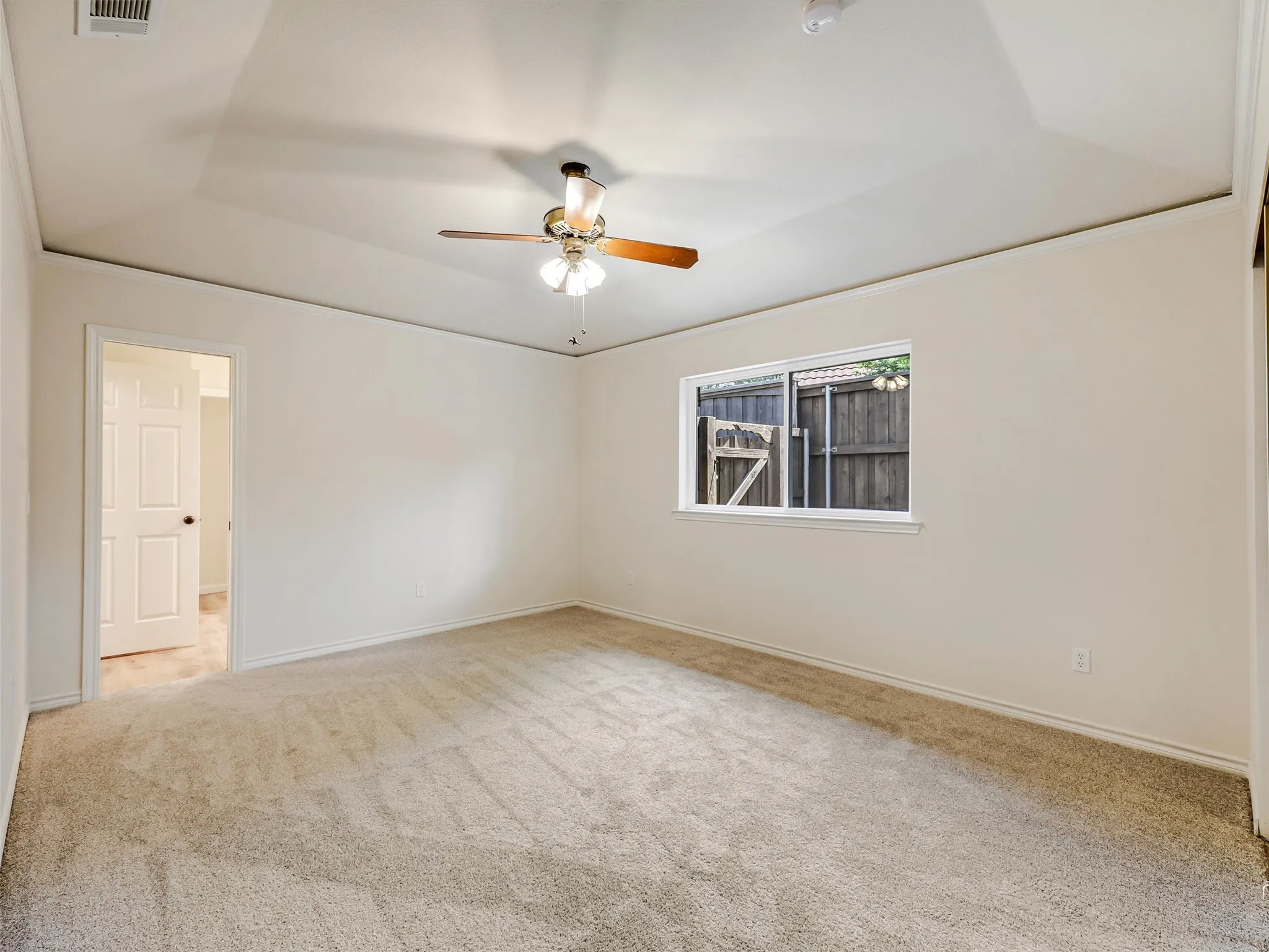 Single Family Residence For Sale in Collin County , 3533 Chaney Lane, Plano, Texas 75093, 3 Bedroom, 2 Bathroom, 2 Garage spaces, 2,731 Sqft, built in 1986, mls#21374710, Real Estate Agent in Plano, Homes For Sale in Collin county, Homes For Sale in Plano, Realtor in Plano Texas, Real Estate Brokerage Independent Realty Texas, Luminita Cordes Realtor