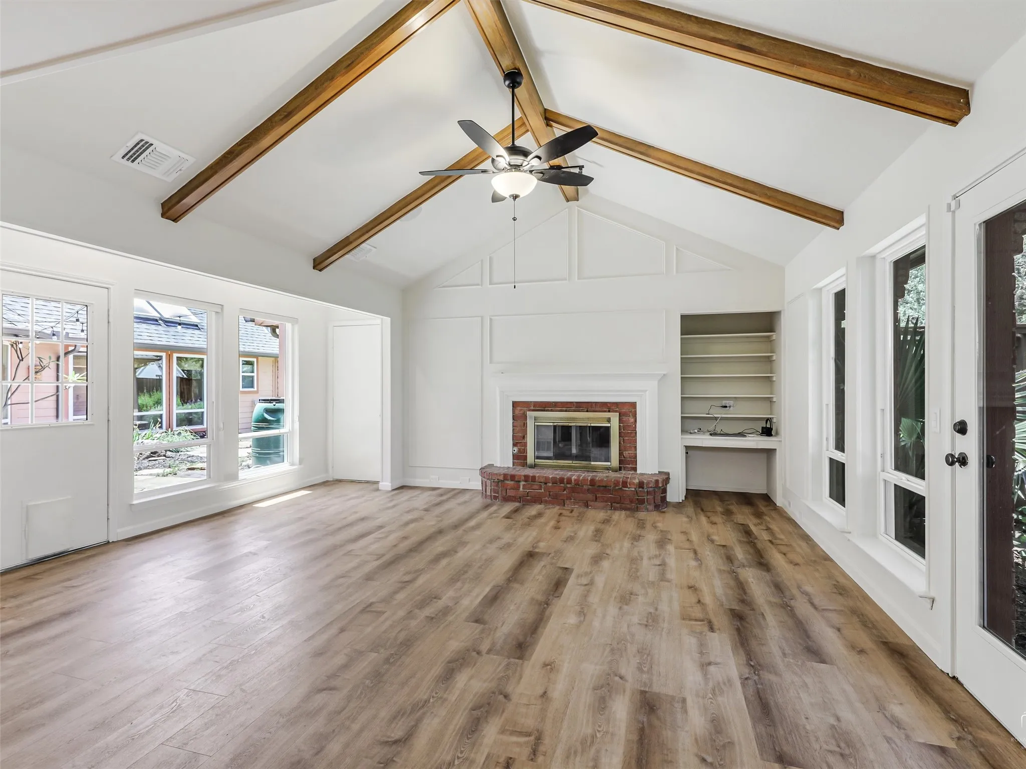 Single Family Residence For Sale in Collin County , 3533 Chaney Lane, Plano, Texas 75093, 3 Bedroom, 2 Bathroom, 2 Garage spaces, 2,731 Sqft, built in 1986, mls#21374710, Real Estate Agent in Plano, Homes For Sale in Collin county, Homes For Sale in Plano, Realtor in Plano Texas, Real Estate Brokerage Independent Realty Texas, Luminita Cordes Realtor