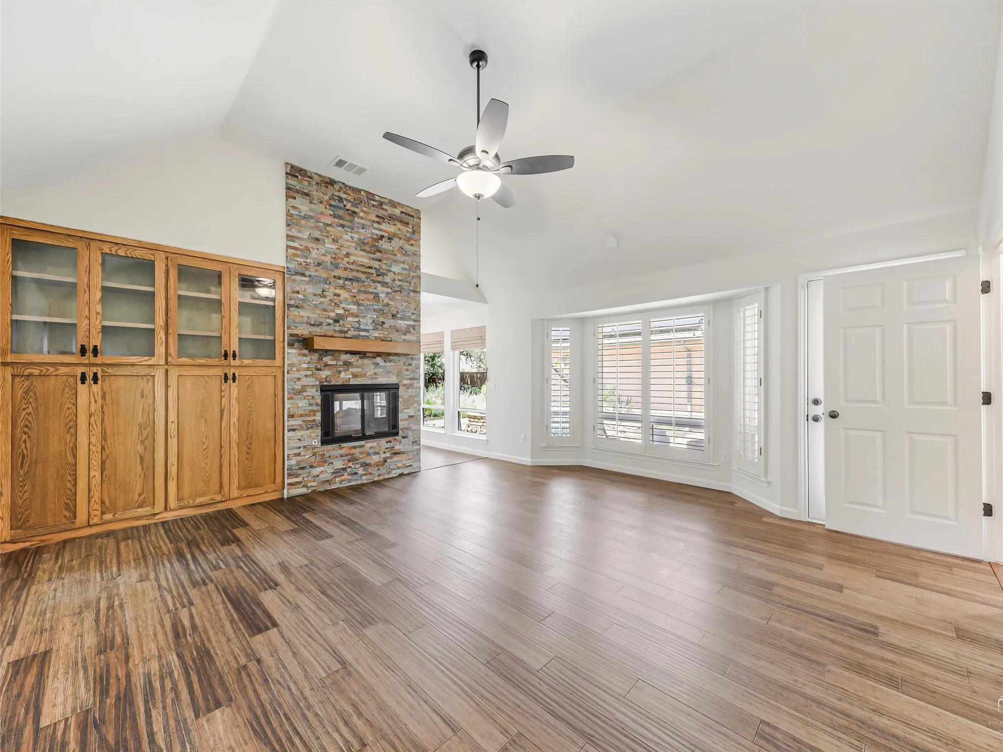 Single Family Residence For Sale in Collin County , 3533 Chaney Lane, Plano, Texas 75093, 3 Bedroom, 2 Bathroom, 2 Garage spaces, 2,731 Sqft, built in 1986, mls#21374710, Real Estate Agent in Plano, Homes For Sale in Collin county, Homes For Sale in Plano, Realtor in Plano Texas, Real Estate Brokerage Independent Realty Texas, Luminita Cordes Realtor