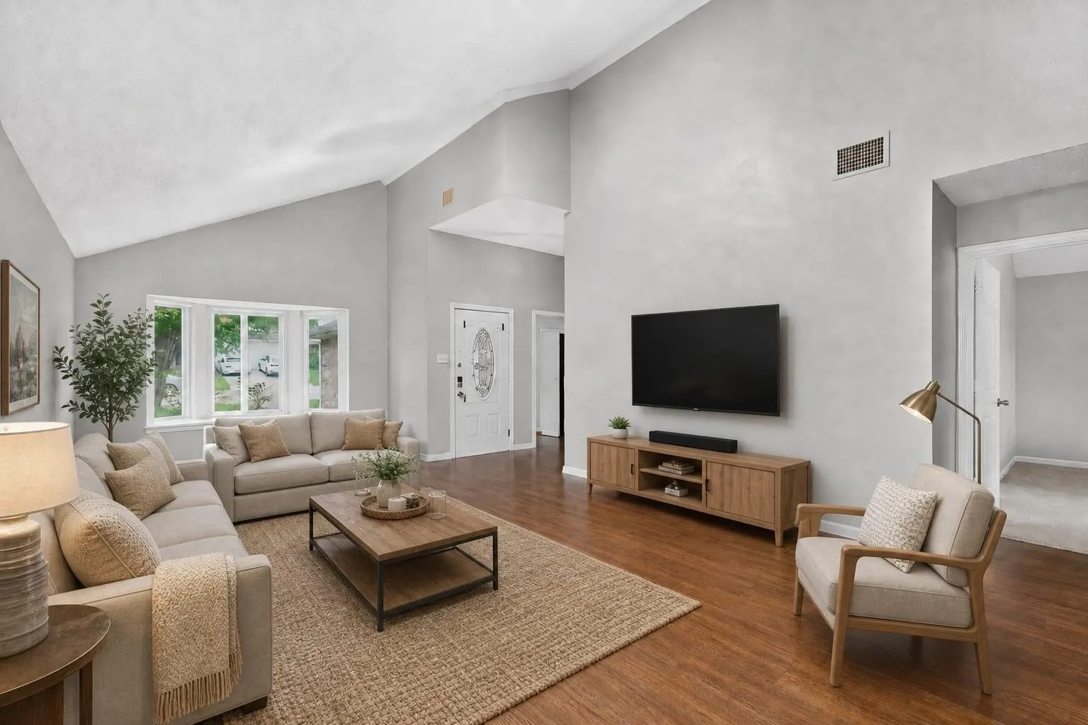 Single Family Residence For Sale in Dallas County , 5548 Village Green Drive, Mesquite, Texas 75150, 2 Bedroom, 2 Bathroom, 1 Garage spaces, 1,259 Sqft, built in 1983, mls#21374701, Real Estate Agent in Mesquite, Homes For Sale in Dallas county, Homes For Sale in Mesquite, Realtor in Mesquite Texas, Real Estate Brokerage Independent Realty Texas, Luminita Cordes Realtor