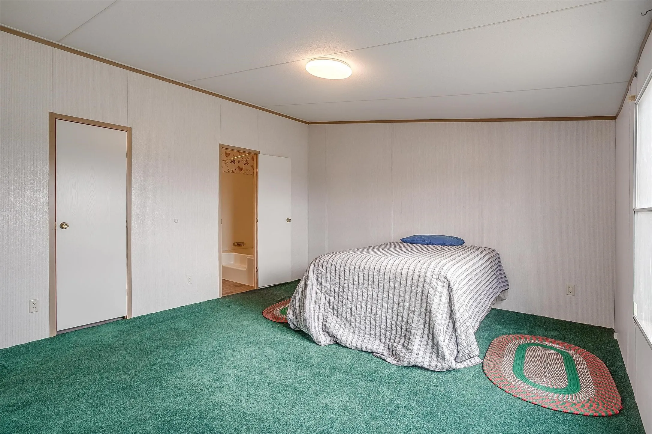 Improved Land For Sale in Johnson County , 9064 Summit Court E, Cleburne, Texas 76033, 0, 0, Garage spaces, 0 Sqft, built in 1998, mls#21374712, Real Estate Agent in Cleburne, Homes For Sale in Johnson county, Homes For Sale in Cleburne, Realtor in Cleburne Texas, Real Estate Brokerage Independent Realty Texas, Luminita Cordes Realtor