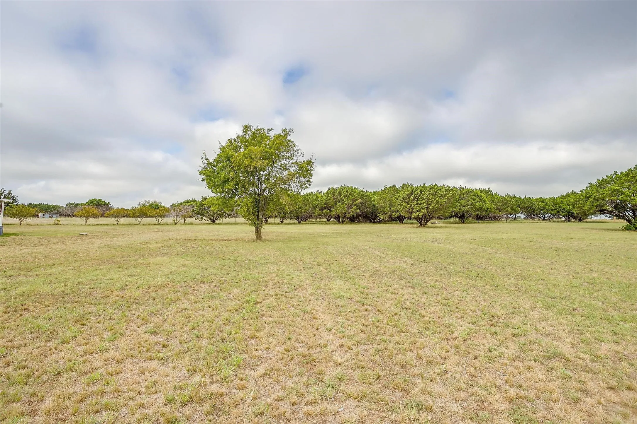 Improved Land For Sale in Johnson County , 9064 Summit Court E, Cleburne, Texas 76033, 0, 0, Garage spaces, 0 Sqft, built in 1998, mls#21374712, Real Estate Agent in Cleburne, Homes For Sale in Johnson county, Homes For Sale in Cleburne, Realtor in Cleburne Texas, Real Estate Brokerage Independent Realty Texas, Luminita Cordes Realtor