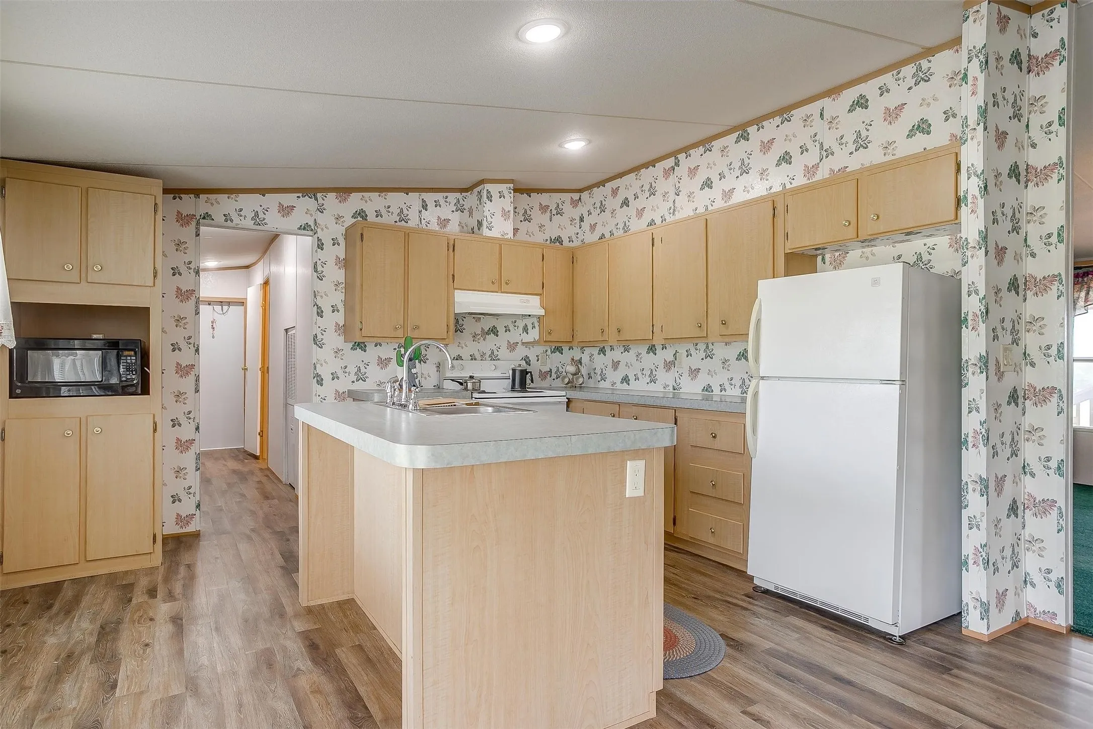 Improved Land For Sale in Johnson County , 9064 Summit Court E, Cleburne, Texas 76033, 0, 0, Garage spaces, 0 Sqft, built in 1998, mls#21374712, Real Estate Agent in Cleburne, Homes For Sale in Johnson county, Homes For Sale in Cleburne, Realtor in Cleburne Texas, Real Estate Brokerage Independent Realty Texas, Luminita Cordes Realtor