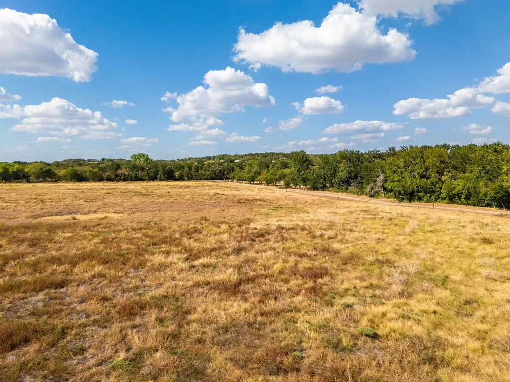 Unimproved Land For Sale in Mc Lennan County , Lot 9 Howard Drive, Moody, Texas 76557, 0, 0, Garage spaces, 0 Sqft, built in 0, mls#21374714, Real Estate Agent in Moody, Homes For Sale in Mc Lennan county, Homes For Sale in Moody, Realtor in Moody Texas, Real Estate Brokerage Independent Realty Texas, Luminita Cordes Realtor