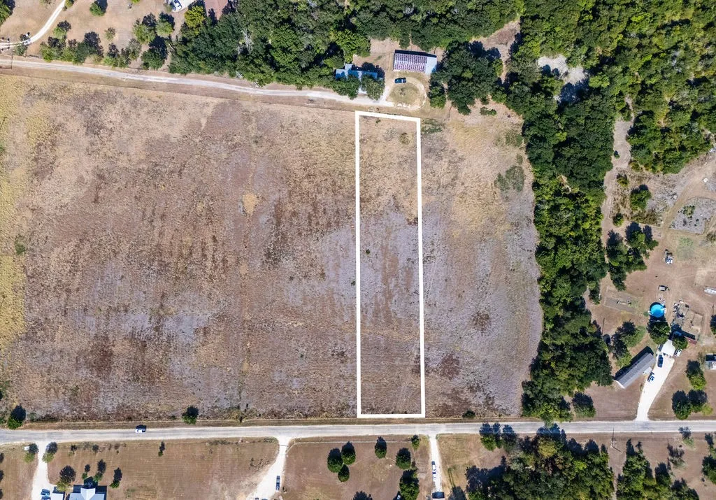 Unimproved Land For Sale in Mc Lennan County , Lot 9 Howard Drive, Moody, Texas 76557, 0, 0, Garage spaces, 0 Sqft, built in 0, mls#21374714, Real Estate Agent in Moody, Homes For Sale in Mc Lennan county, Homes For Sale in Moody, Realtor in Moody Texas, Real Estate Brokerage Independent Realty Texas, Luminita Cordes Realtor
