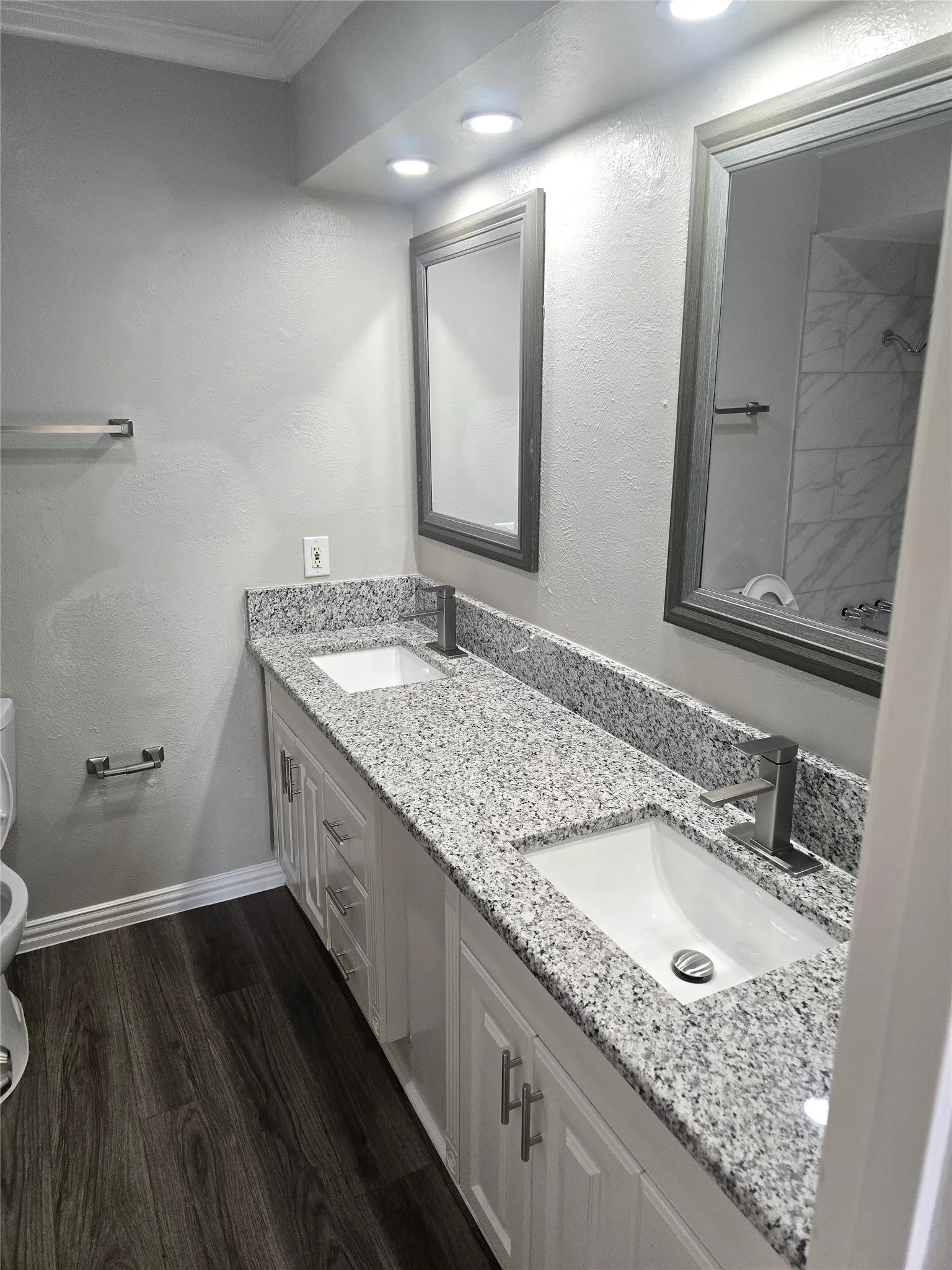 Single Family Residence For Rent in Dallas County , 1306 Holt Avenue, De Soto, Texas 75115, 3 Bedroom, 2 Bathroom, 2 Garage spaces, 1,422 Sqft, built in 1966, mls#21362943, Real Estate Agent in De Soto, Homes For Rent in Dallas county, Homes For Rent in De Soto, Realtor in De Soto Texas, Real Estate Brokerage Independent Realty Texas, Luminita Cordes Realtor