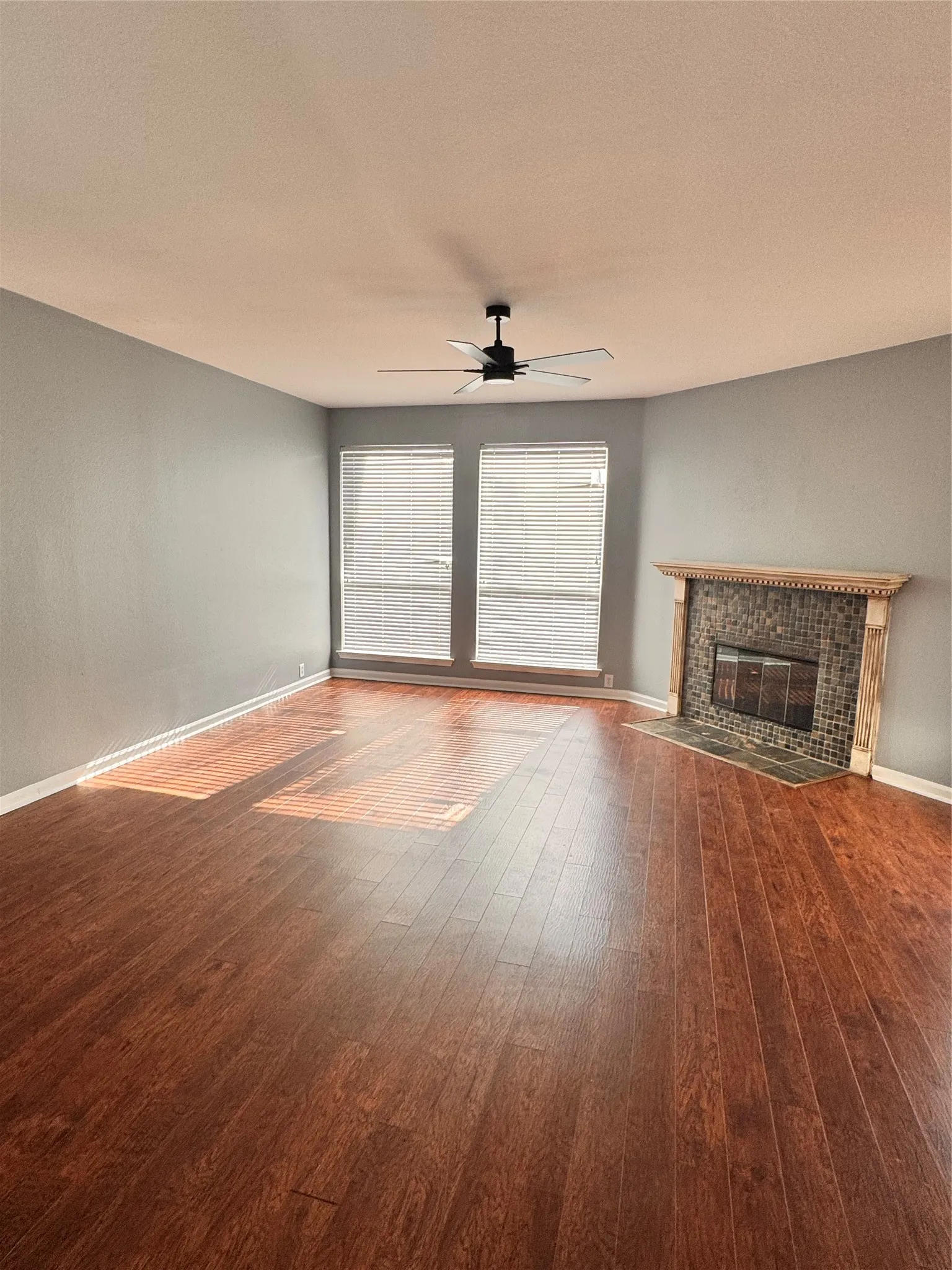 Single Family Residence For Rent in Collin County , 7585 Ravenhill Drive, Frisco, Texas 75035, 4 Bedroom, 3 Bathroom, 2 Garage spaces, 2,985 Sqft, built in 2003, mls#21374721, Real Estate Agent in Frisco, Homes For Rent in Collin county, Homes For Rent in Frisco, Realtor in Frisco Texas, Real Estate Brokerage Independent Realty Texas, Luminita Cordes Realtor