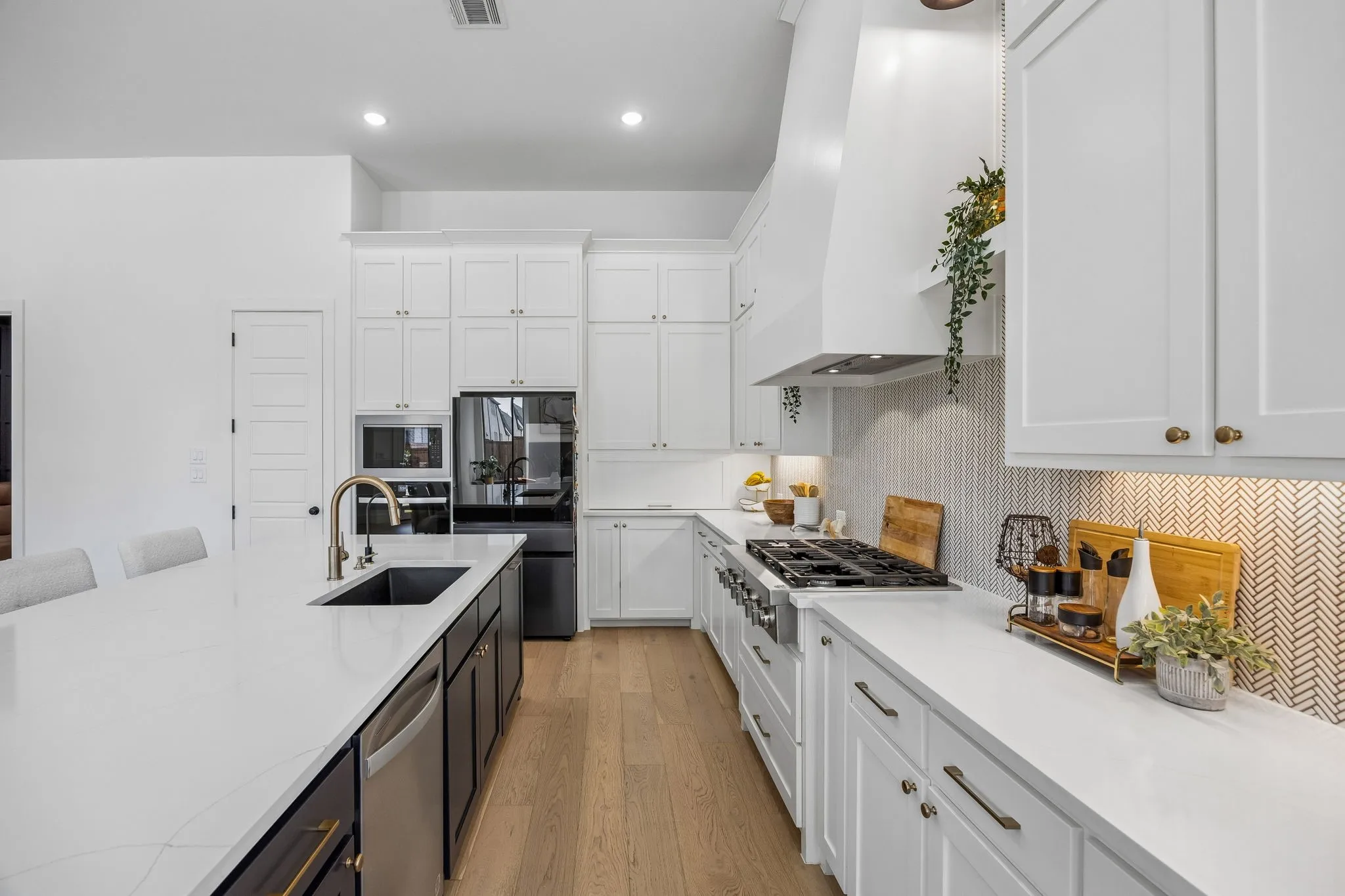 Single Family Residence For Sale in Collin County , 3140 Barclay Lane, Prosper, Texas 75078, 4 Bedroom, 5 Bathroom, 3 Garage spaces, 3,634 Sqft, built in 2024, mls#21374564, Real Estate Agent in Prosper, Homes For Sale in Collin county, Homes For Sale in Prosper, Realtor in Prosper Texas, Real Estate Brokerage Independent Realty Texas, Luminita Cordes Realtor