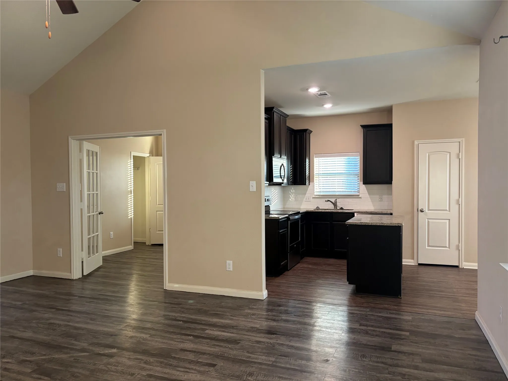 Single Family Residence For Rent in Collin County , 1540 Park Trails, Princeton, Texas 75407, 4 Bedroom, 2 Bathroom, 2 Garage spaces, 1,658 Sqft, built in 2019, mls#21374729, Real Estate Agent in Princeton, Homes For Rent in Collin county, Homes For Rent in Princeton, Realtor in Princeton Texas, Real Estate Brokerage Independent Realty Texas, Luminita Cordes Realtor