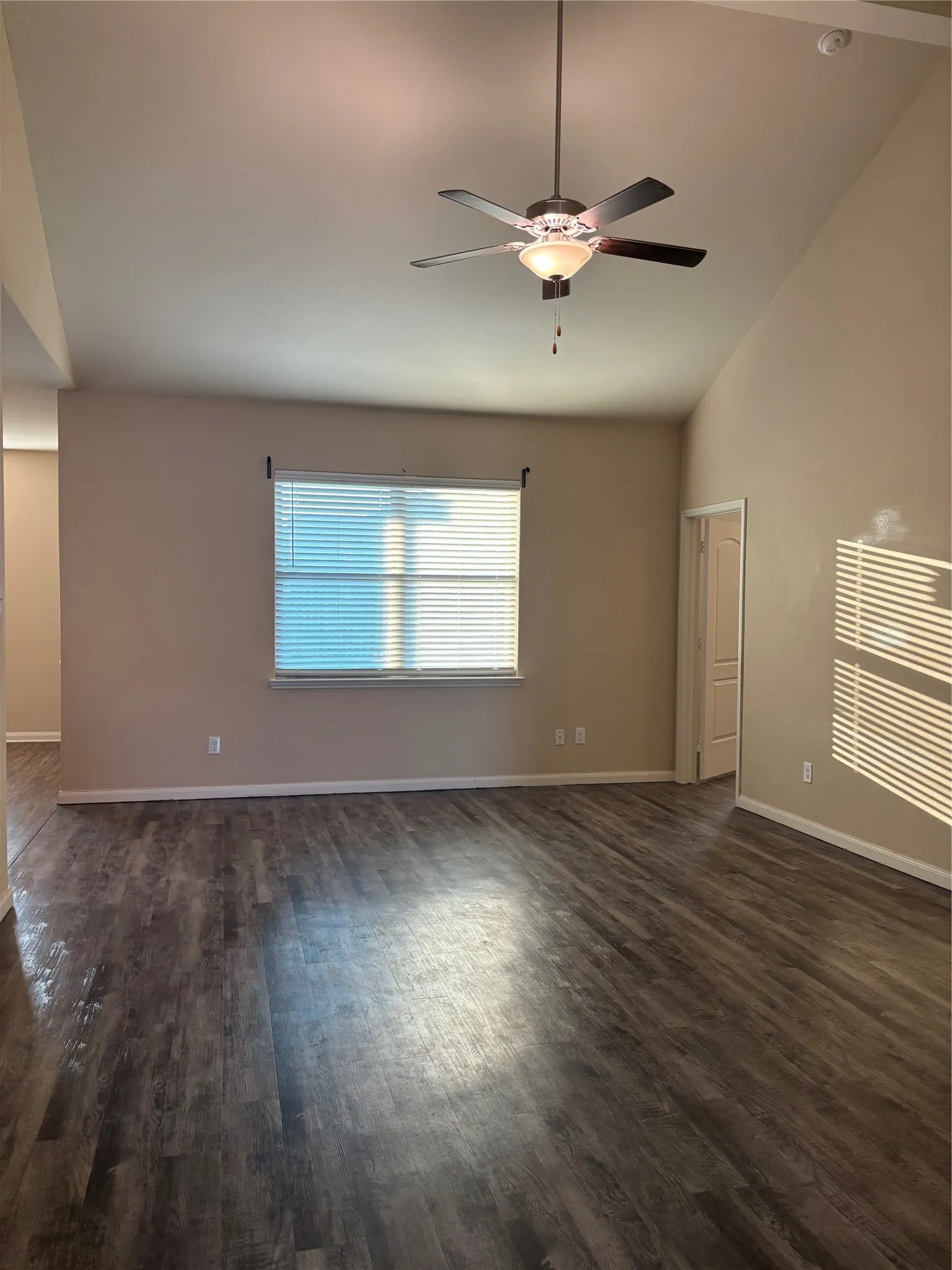 Single Family Residence For Rent in Collin County , 1540 Park Trails, Princeton, Texas 75407, 4 Bedroom, 2 Bathroom, 2 Garage spaces, 1,658 Sqft, built in 2019, mls#21374729, Real Estate Agent in Princeton, Homes For Rent in Collin county, Homes For Rent in Princeton, Realtor in Princeton Texas, Real Estate Brokerage Independent Realty Texas, Luminita Cordes Realtor