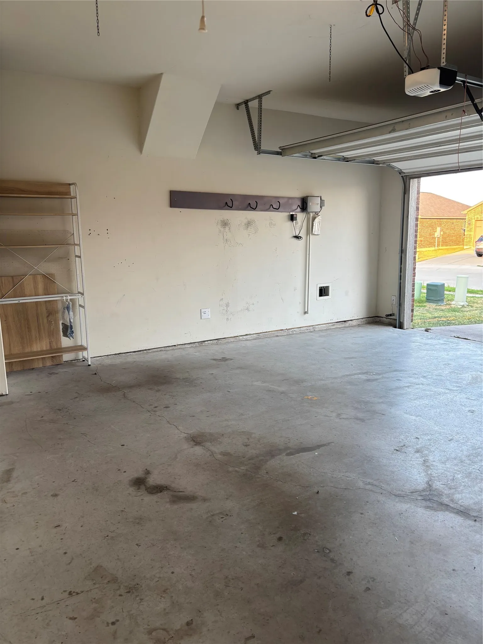 Single Family Residence For Rent in Collin County , 1540 Park Trails, Princeton, Texas 75407, 4 Bedroom, 2 Bathroom, 2 Garage spaces, 1,658 Sqft, built in 2019, mls#21374729, Real Estate Agent in Princeton, Homes For Rent in Collin county, Homes For Rent in Princeton, Realtor in Princeton Texas, Real Estate Brokerage Independent Realty Texas, Luminita Cordes Realtor