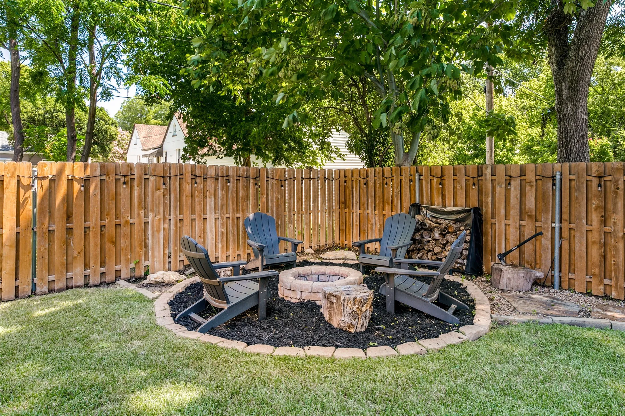 Single Family Residence For Rent in Tarrant County , 4920 Birchman Avenue, Fort Worth, Texas 76107, 3 Bedroom, 3 Bathroom, 1 Garage spaces, 1,842 Sqft, built in 1943, mls#21374731, Real Estate Agent in Fort Worth, Homes For Rent in Tarrant county, Homes For Rent in Fort Worth, Realtor in Fort Worth Texas, Real Estate Brokerage Independent Realty Texas, Luminita Cordes Realtor