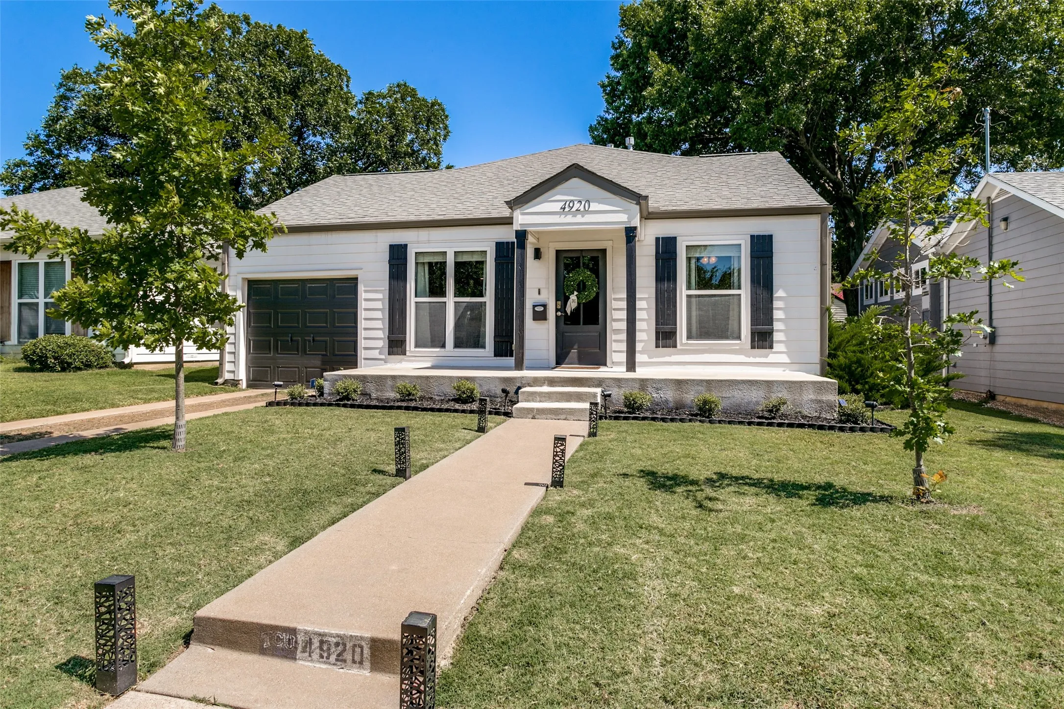 Single Family Residence For Rent in Tarrant County , 4920 Birchman Avenue, Fort Worth, Texas 76107, 3 Bedroom, 3 Bathroom, 1 Garage spaces, 1,842 Sqft, built in 1943, mls#21374731, Real Estate Agent in Fort Worth, Homes For Rent in Tarrant county, Homes For Rent in Fort Worth, Realtor in Fort Worth Texas, Real Estate Brokerage Independent Realty Texas, Luminita Cordes Realtor