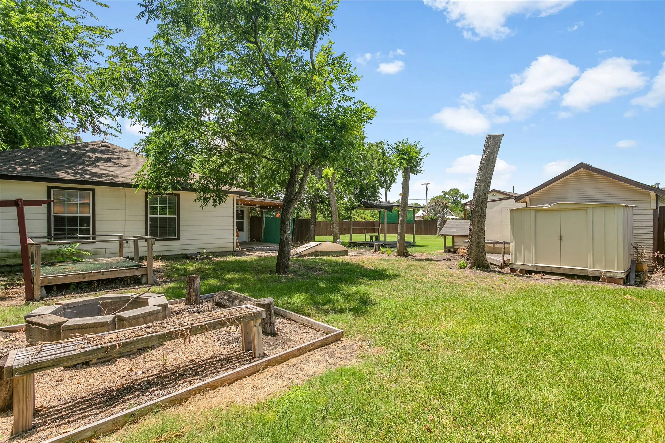 Retail For Sale in Collin County , 3409 Fannin Road, Melissa, Texas 75454, 0, 0, Garage spaces, 0 Sqft, built in 2003, mls#21362661, Real Estate Agent in Melissa, Homes For Sale in Collin county, Homes For Sale in Melissa, Realtor in Melissa Texas, Real Estate Brokerage Independent Realty Texas, Luminita Cordes Realtor