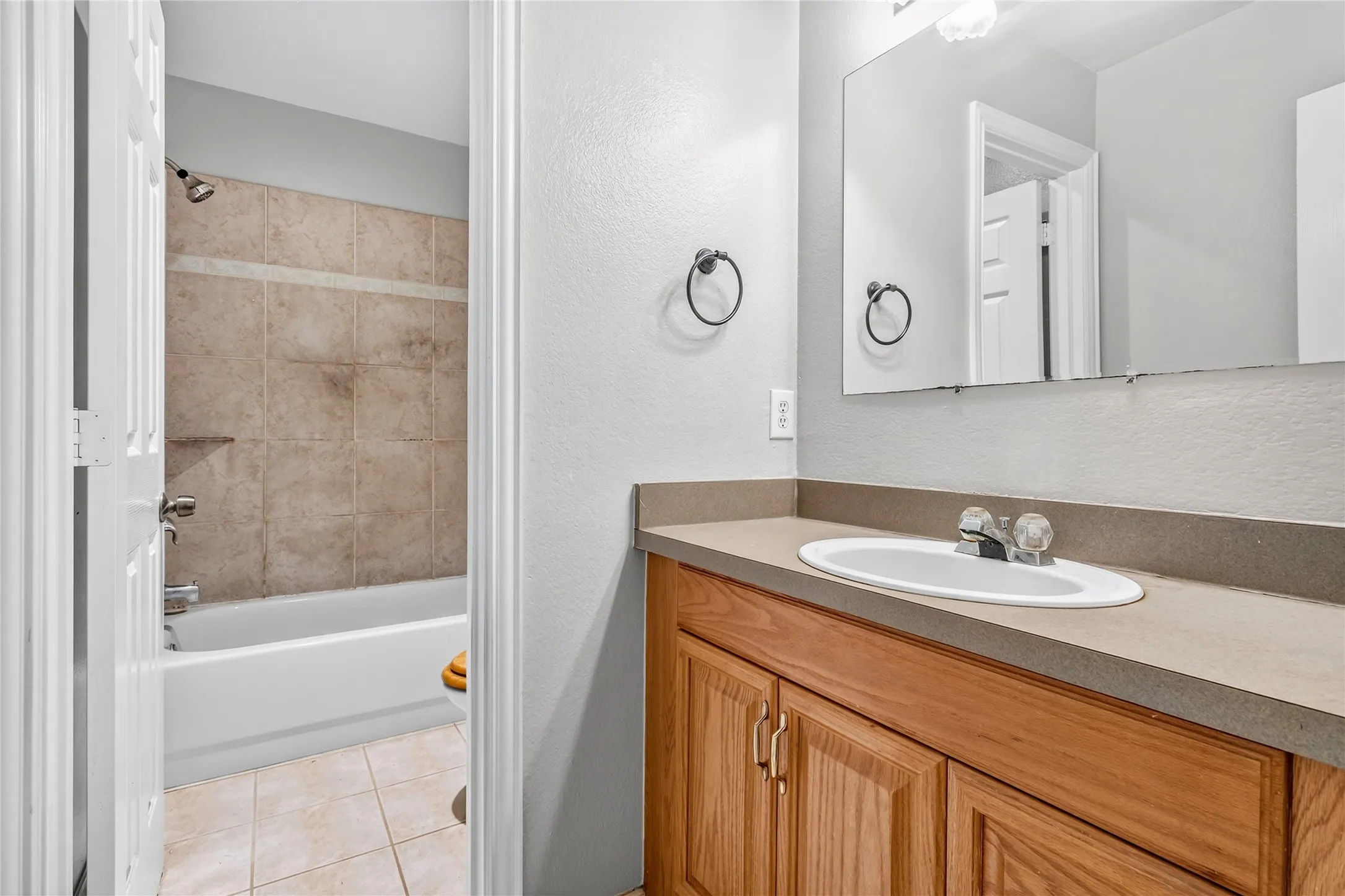 Retail For Sale in Collin County , 3409 Fannin Road, Melissa, Texas 75454, 0, 0, Garage spaces, 0 Sqft, built in 2003, mls#21362661, Real Estate Agent in Melissa, Homes For Sale in Collin county, Homes For Sale in Melissa, Realtor in Melissa Texas, Real Estate Brokerage Independent Realty Texas, Luminita Cordes Realtor
