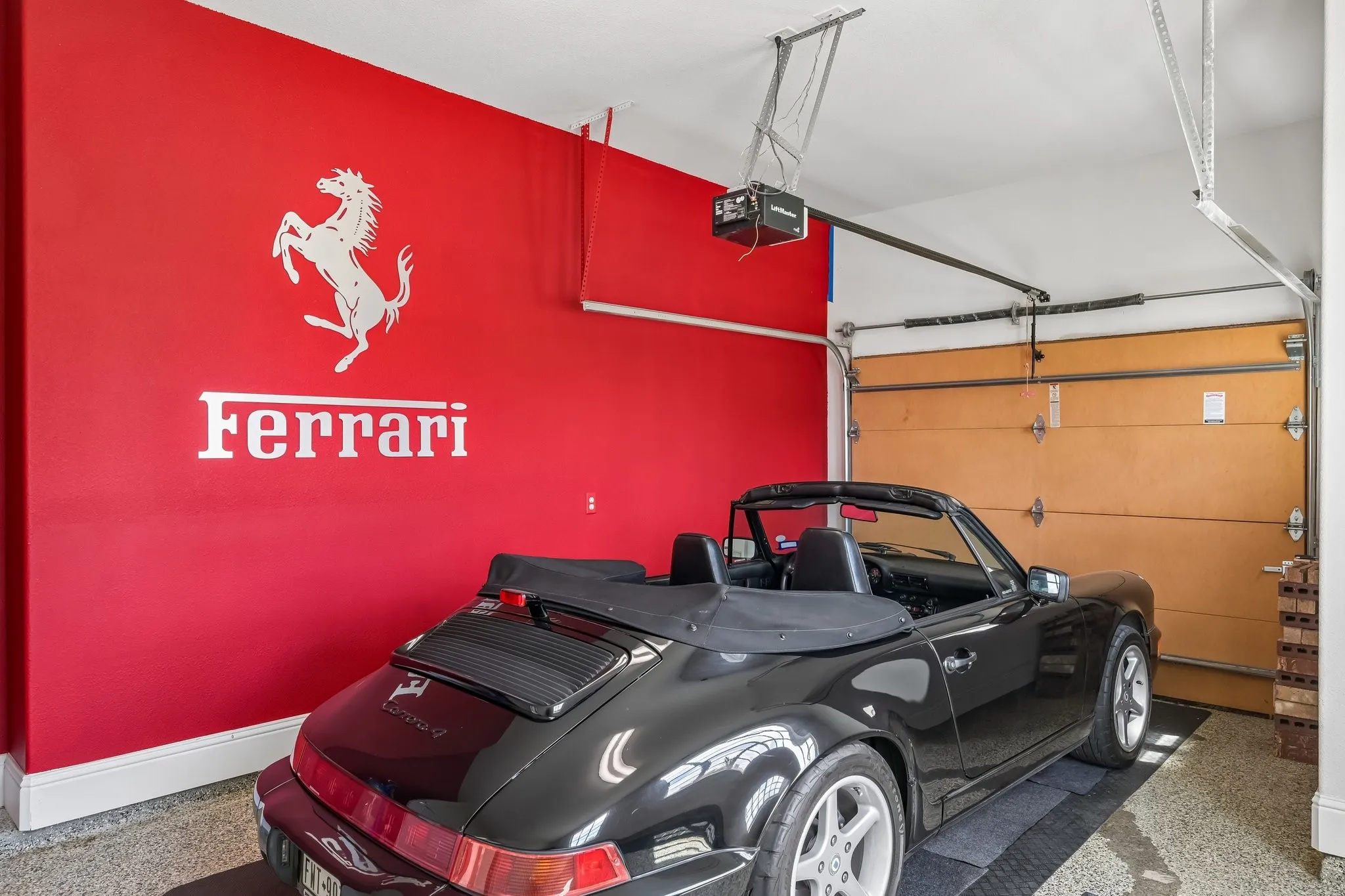 Luxury garage in addition to a 2 car garage