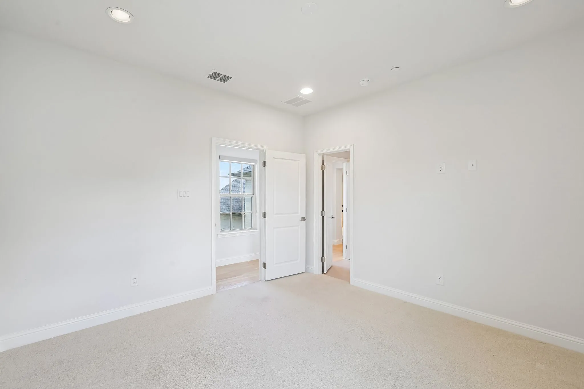 Bedroom - 2nd floor