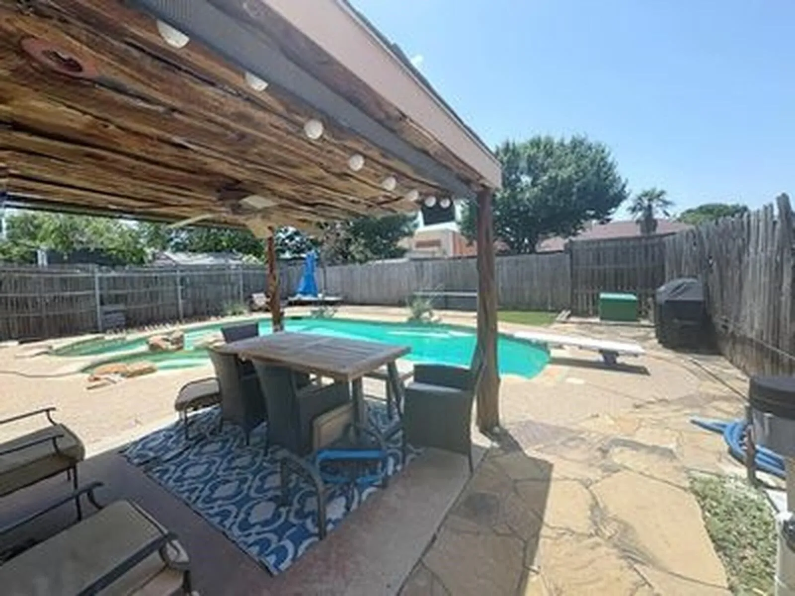 Single Family Residence For Sale in Tarrant County , 1149 Highland Station Drive, Saginaw, Texas 76131, 4 Bedroom, 3 Bathroom, 2 Garage spaces, 2,249 Sqft, built in 1995, mls#21374725, Real Estate Agent in Saginaw, Homes For Sale in Tarrant county, Homes For Sale in Saginaw, Realtor in Saginaw Texas, Real Estate Brokerage Independent Realty Texas, Luminita Cordes Realtor
