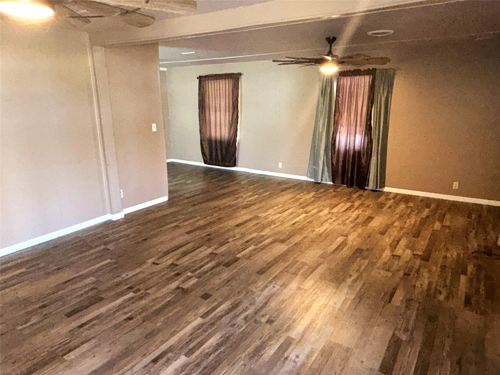 Single Family Residence For Sale in Eastland County , 1211 W 12th Street, Cisco, Texas 76437, 2 Bedroom, 1 Bathroom, Garage spaces, 1,096 Sqft, built in 1950, mls#21374738, Real Estate Agent in Cisco, Homes For Sale in Eastland county, Homes For Sale in Cisco, Realtor in Cisco Texas, Real Estate Brokerage Independent Realty Texas, Luminita Cordes Realtor