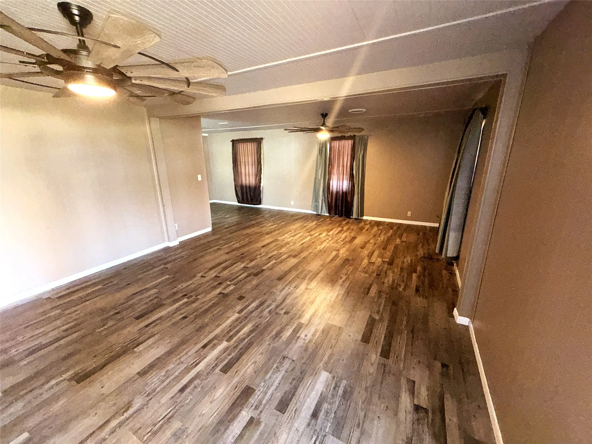 Single Family Residence For Sale in Eastland County , 1211 W 12th Street, Cisco, Texas 76437, 2 Bedroom, 1 Bathroom, Garage spaces, 1,096 Sqft, built in 1950, mls#21374738, Real Estate Agent in Cisco, Homes For Sale in Eastland county, Homes For Sale in Cisco, Realtor in Cisco Texas, Real Estate Brokerage Independent Realty Texas, Luminita Cordes Realtor