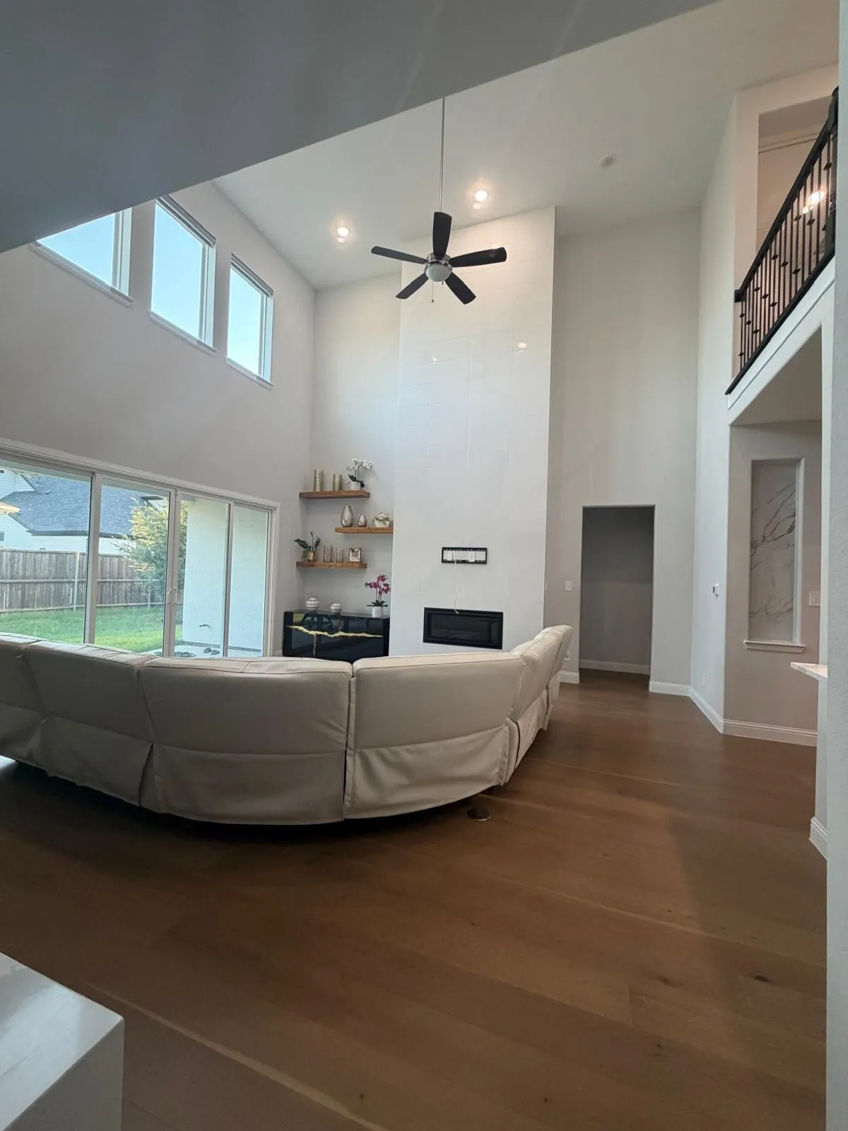 Single Family Residence For Rent in Collin County , 12609 Diamond Creek Drive, Frisco, Texas 75035, 5 Bedroom, 6 Bathroom, 3 Garage spaces, 4,336 Sqft, built in 2022, mls#21374743, Real Estate Agent in Frisco, Homes For Rent in Collin county, Homes For Rent in Frisco, Realtor in Frisco Texas, Real Estate Brokerage Independent Realty Texas, Luminita Cordes Realtor