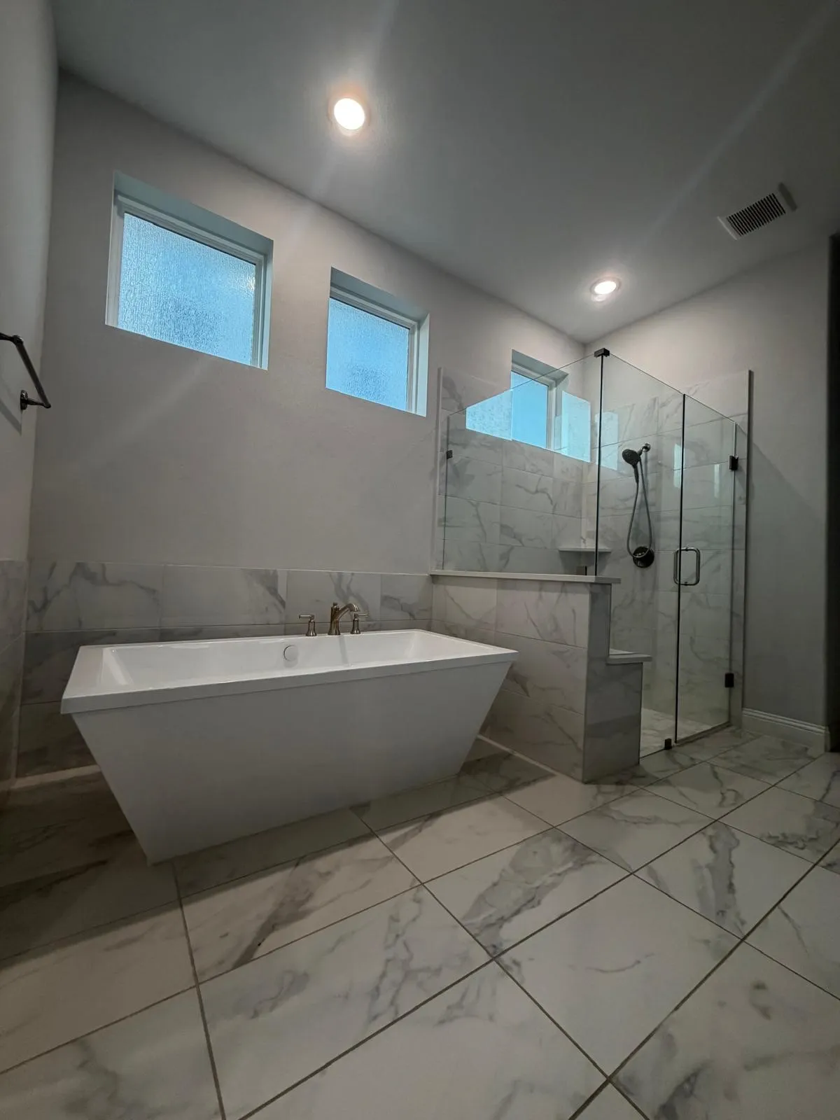 Single Family Residence For Rent in Collin County , 12609 Diamond Creek Drive, Frisco, Texas 75035, 5 Bedroom, 6 Bathroom, 3 Garage spaces, 4,336 Sqft, built in 2022, mls#21374743, Real Estate Agent in Frisco, Homes For Rent in Collin county, Homes For Rent in Frisco, Realtor in Frisco Texas, Real Estate Brokerage Independent Realty Texas, Luminita Cordes Realtor