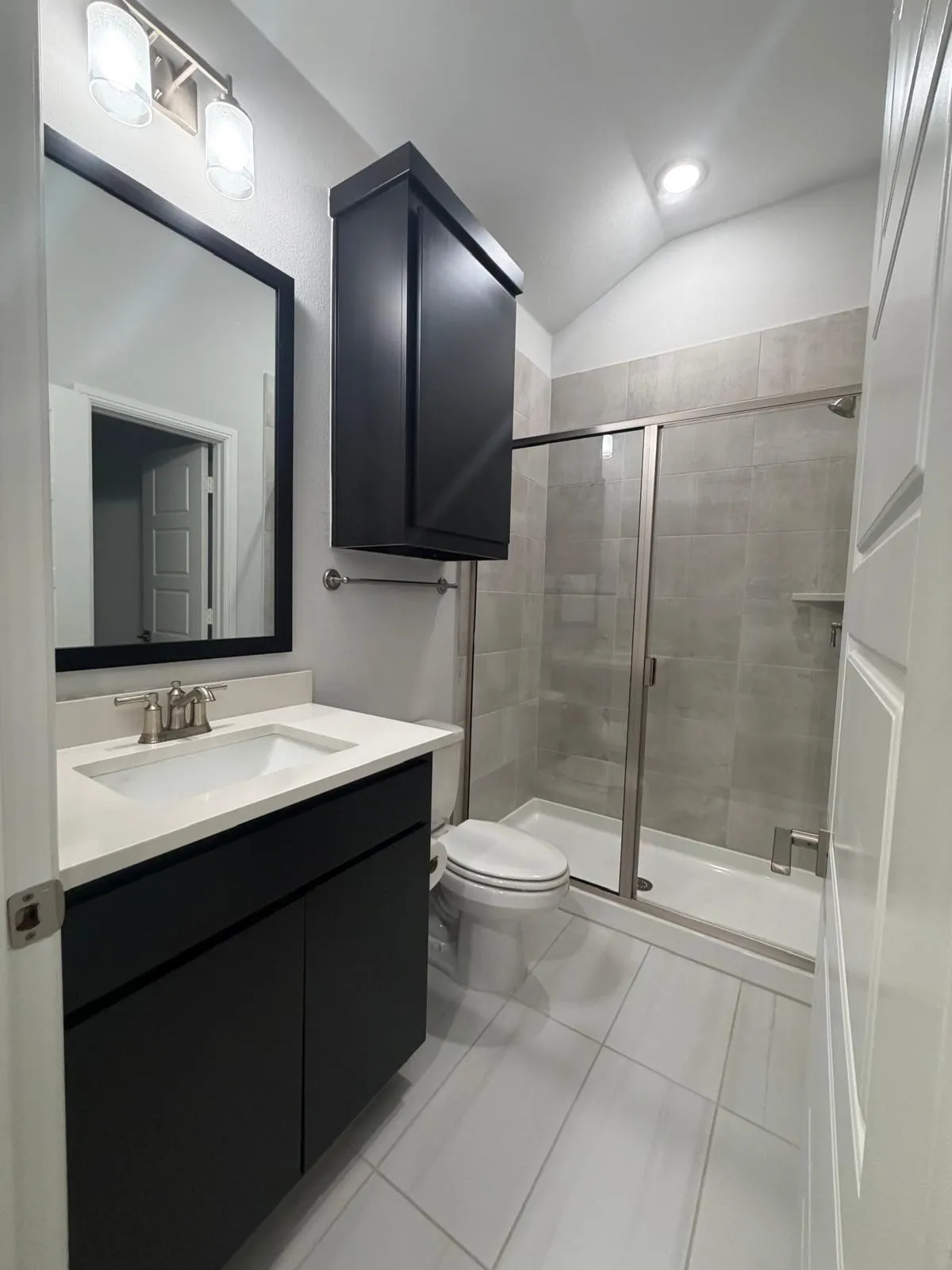 Single Family Residence For Rent in Collin County , 12609 Diamond Creek Drive, Frisco, Texas 75035, 5 Bedroom, 6 Bathroom, 3 Garage spaces, 4,336 Sqft, built in 2022, mls#21374743, Real Estate Agent in Frisco, Homes For Rent in Collin county, Homes For Rent in Frisco, Realtor in Frisco Texas, Real Estate Brokerage Independent Realty Texas, Luminita Cordes Realtor