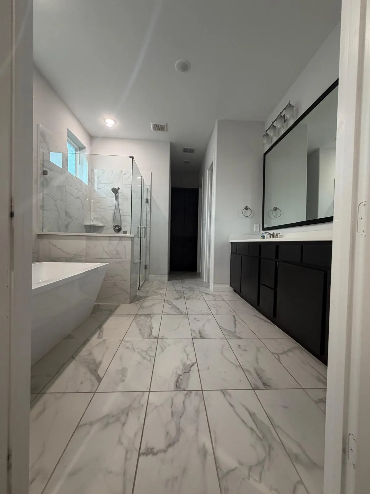 Single Family Residence For Rent in Collin County , 12609 Diamond Creek Drive, Frisco, Texas 75035, 5 Bedroom, 6 Bathroom, 3 Garage spaces, 4,336 Sqft, built in 2022, mls#21374743, Real Estate Agent in Frisco, Homes For Rent in Collin county, Homes For Rent in Frisco, Realtor in Frisco Texas, Real Estate Brokerage Independent Realty Texas, Luminita Cordes Realtor