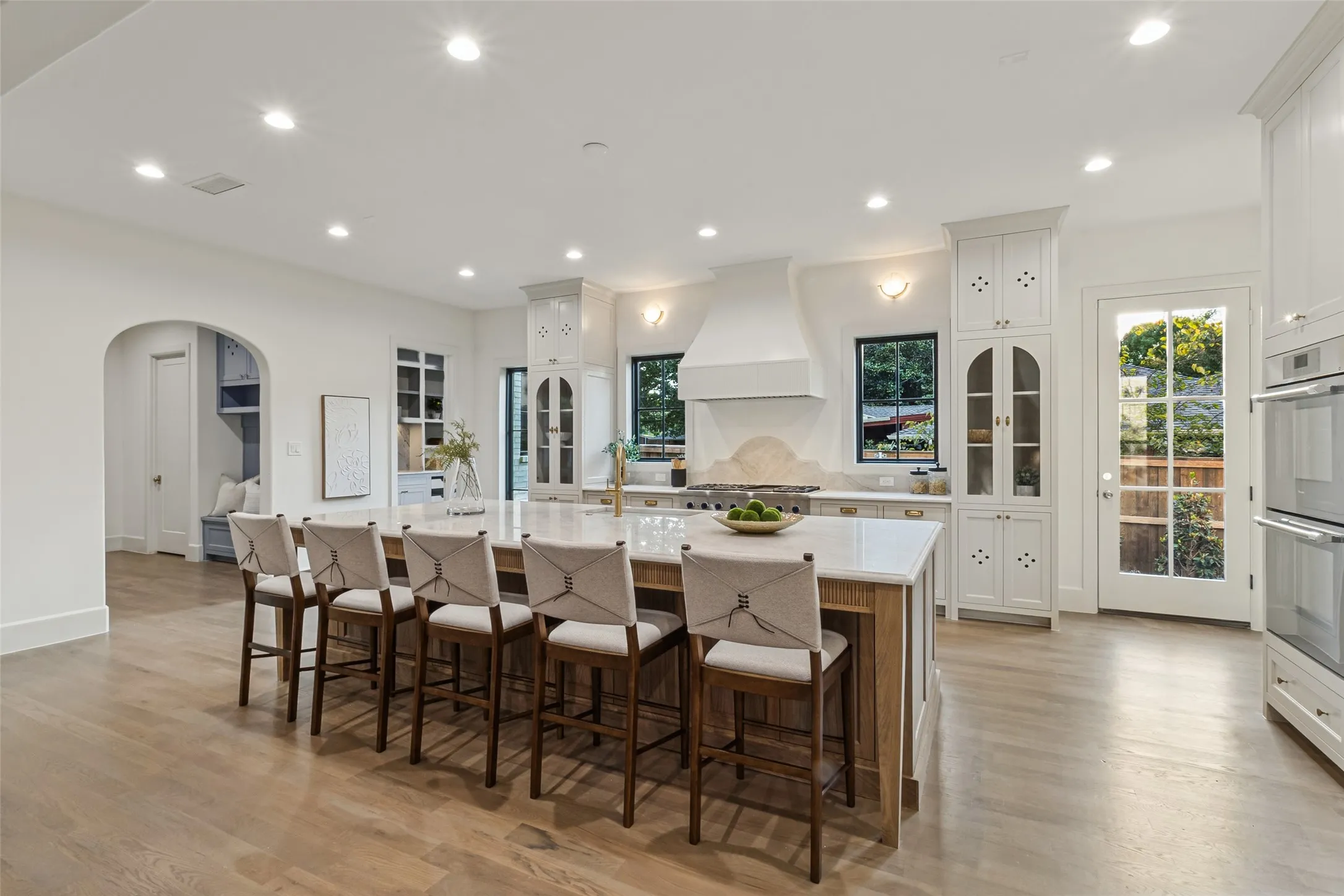 Single Family Residence For Sale in Dallas County , 6910 Wabash Circle, Dallas, Texas 75214, 5 Bedroom, 8 Bathroom, 2 Garage spaces, 6,200 Sqft, built in 2026, mls#21330518, Real Estate Agent in Dallas, Homes For Sale in Dallas county, Homes For Sale in Dallas, Realtor in Dallas Texas, Real Estate Brokerage Independent Realty Texas, Luminita Cordes Realtor