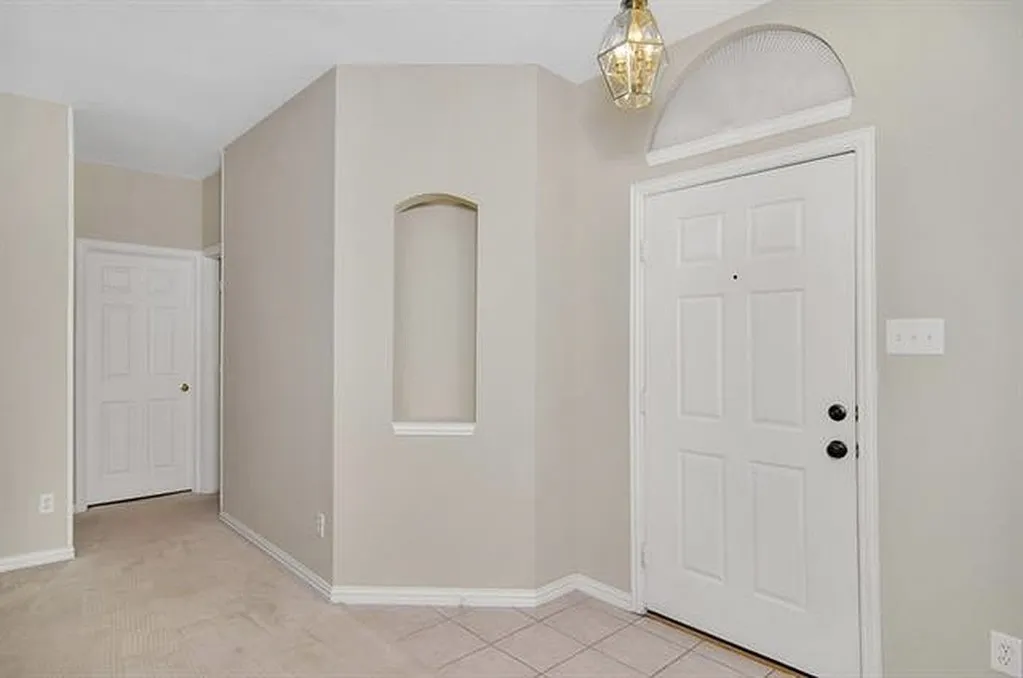 Single Family Residence For Rent in Tarrant County , 8409 Island Court, Fort Worth, Texas 76137, 3 Bedroom, 2 Bathroom, 2 Garage spaces, 1,605 Sqft, built in 2001, mls#21359076, Real Estate Agent in Fort Worth, Homes For Rent in Tarrant county, Homes For Rent in Fort Worth, Realtor in Fort Worth Texas, Real Estate Brokerage Independent Realty Texas, Luminita Cordes Realtor