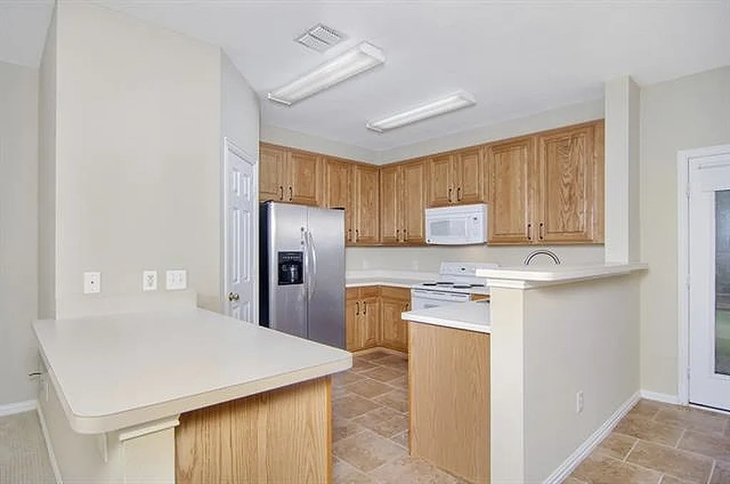 Single Family Residence For Rent in Tarrant County , 8409 Island Court, Fort Worth, Texas 76137, 3 Bedroom, 2 Bathroom, 2 Garage spaces, 1,605 Sqft, built in 2001, mls#21359076, Real Estate Agent in Fort Worth, Homes For Rent in Tarrant county, Homes For Rent in Fort Worth, Realtor in Fort Worth Texas, Real Estate Brokerage Independent Realty Texas, Luminita Cordes Realtor