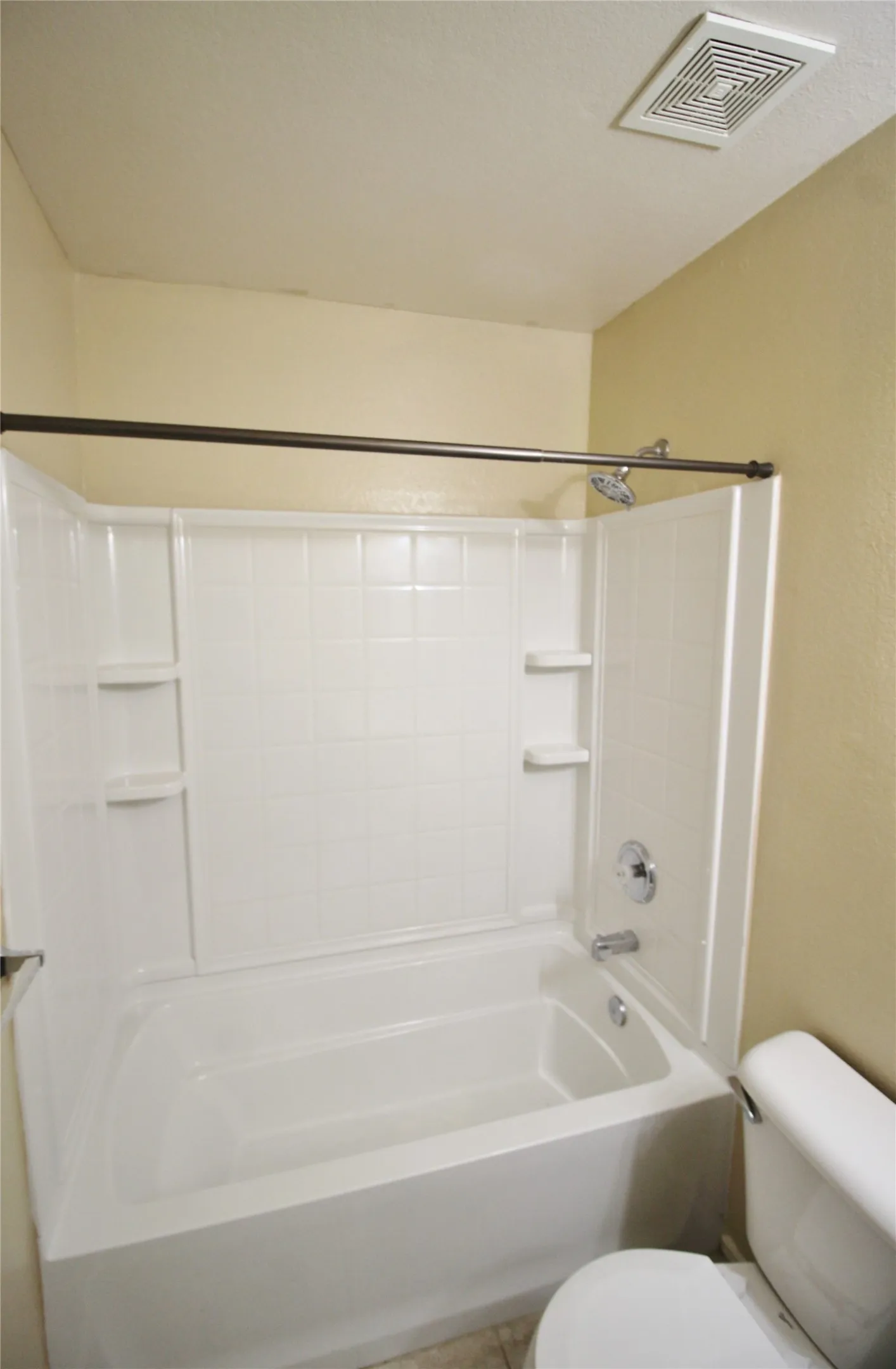 Single Family Residence For Rent in Rockwall County , 321 Briar Oaks Drive, Royse City, Texas 75189, 3 Bedroom, 2 Bathroom, 2 Garage spaces, 1,693 Sqft, built in 2005, mls#21374806, Real Estate Agent in Royse City, Homes For Rent in Rockwall county, Homes For Rent in Royse City, Realtor in Royse City Texas, Real Estate Brokerage Independent Realty Texas, Luminita Cordes Realtor
