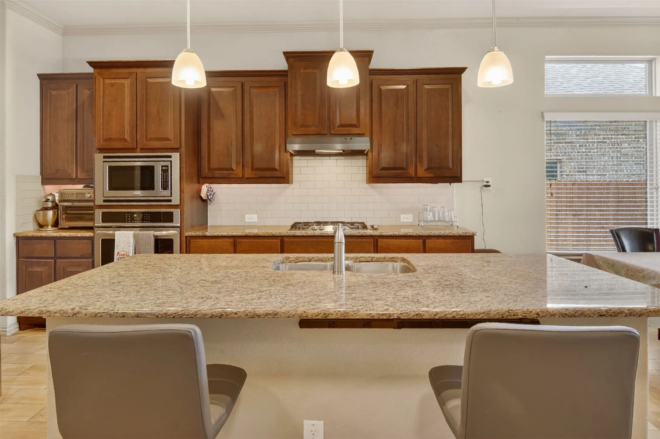 Single Family Residence For Rent in Tarrant County , 9828 Tule Lake Road, Fort Worth, Texas 76177, 4 Bedroom, 4 Bathroom, 2 Garage spaces, 2,846 Sqft, built in 2016, mls#21373612, Real Estate Agent in Fort Worth, Homes For Rent in Tarrant county, Homes For Rent in Fort Worth, Realtor in Fort Worth Texas, Real Estate Brokerage Independent Realty Texas, Luminita Cordes Realtor