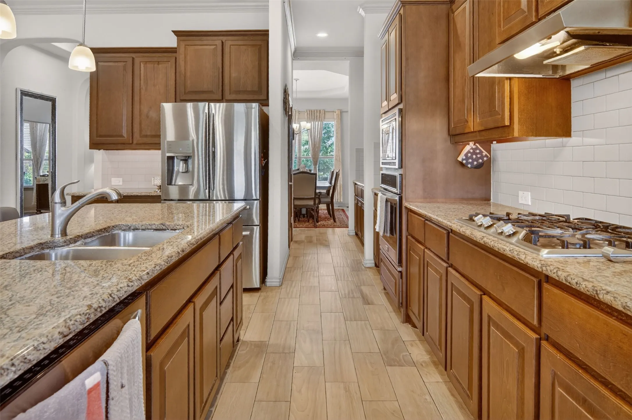 Single Family Residence For Rent in Tarrant County , 9828 Tule Lake Road, Fort Worth, Texas 76177, 4 Bedroom, 4 Bathroom, 2 Garage spaces, 2,846 Sqft, built in 2016, mls#21373612, Real Estate Agent in Fort Worth, Homes For Rent in Tarrant county, Homes For Rent in Fort Worth, Realtor in Fort Worth Texas, Real Estate Brokerage Independent Realty Texas, Luminita Cordes Realtor