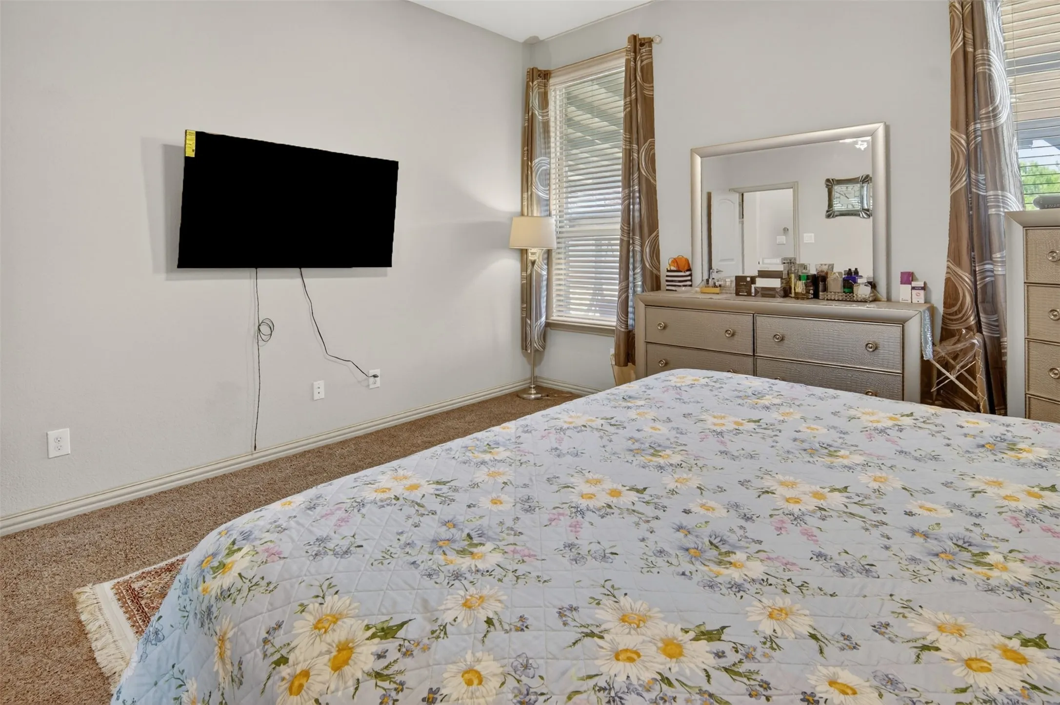 Single Family Residence For Rent in Tarrant County , 9828 Tule Lake Road, Fort Worth, Texas 76177, 4 Bedroom, 4 Bathroom, 2 Garage spaces, 2,846 Sqft, built in 2016, mls#21373612, Real Estate Agent in Fort Worth, Homes For Rent in Tarrant county, Homes For Rent in Fort Worth, Realtor in Fort Worth Texas, Real Estate Brokerage Independent Realty Texas, Luminita Cordes Realtor