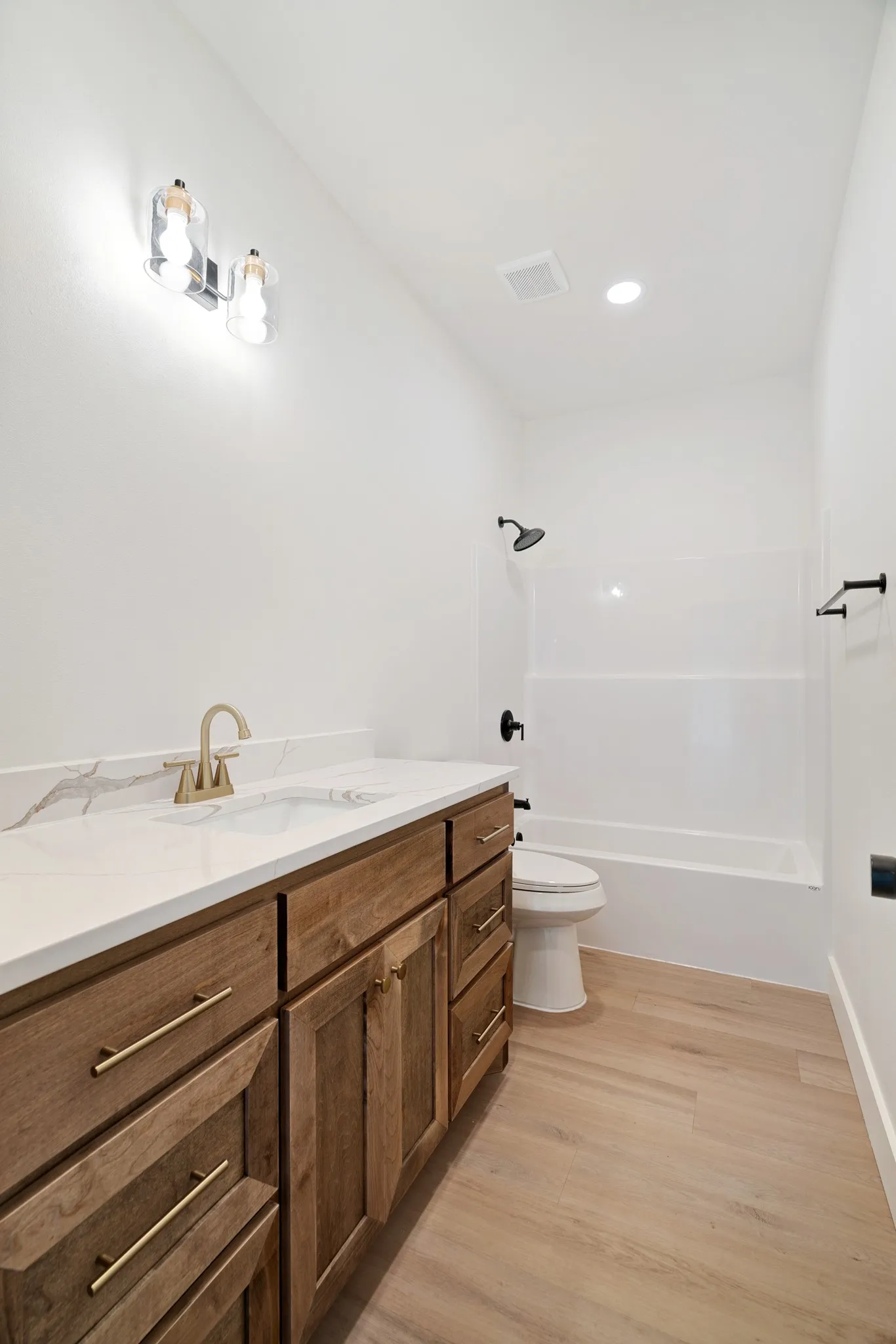 Single Family Residence For Sale in Lamar County , 225 Private Road 33083, Sumner, Texas 75486, 3 Bedroom, 2 Bathroom, Garage spaces, 1,500 Sqft, built in 2026, mls#21374775, Real Estate Agent in Sumner, Homes For Sale in Lamar county, Homes For Sale in Sumner, Realtor in Sumner Texas, Real Estate Brokerage Independent Realty Texas, Luminita Cordes Realtor