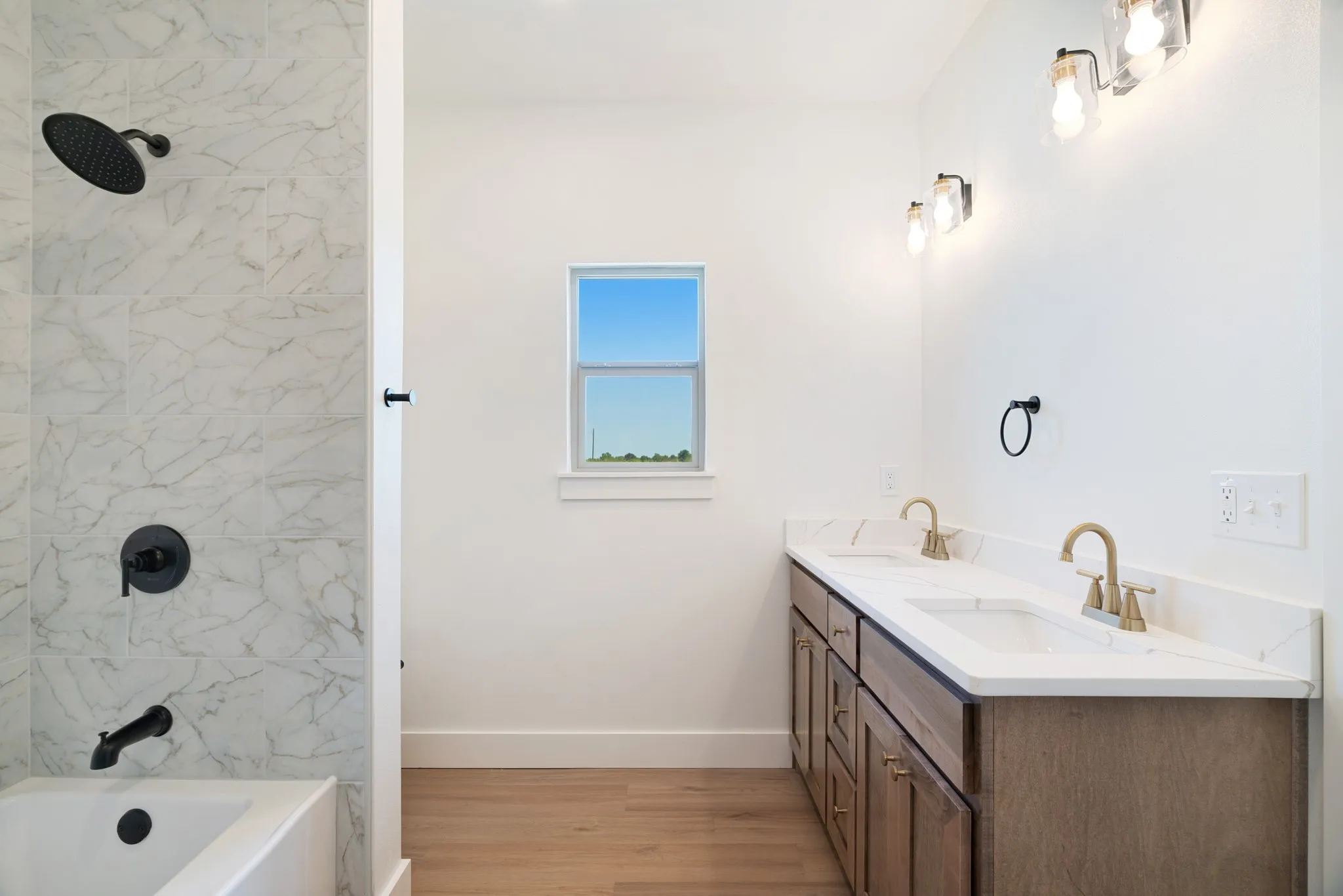 Single Family Residence For Sale in Lamar County , 225 Private Road 33083, Sumner, Texas 75486, 3 Bedroom, 2 Bathroom, Garage spaces, 1,500 Sqft, built in 2026, mls#21374775, Real Estate Agent in Sumner, Homes For Sale in Lamar county, Homes For Sale in Sumner, Realtor in Sumner Texas, Real Estate Brokerage Independent Realty Texas, Luminita Cordes Realtor