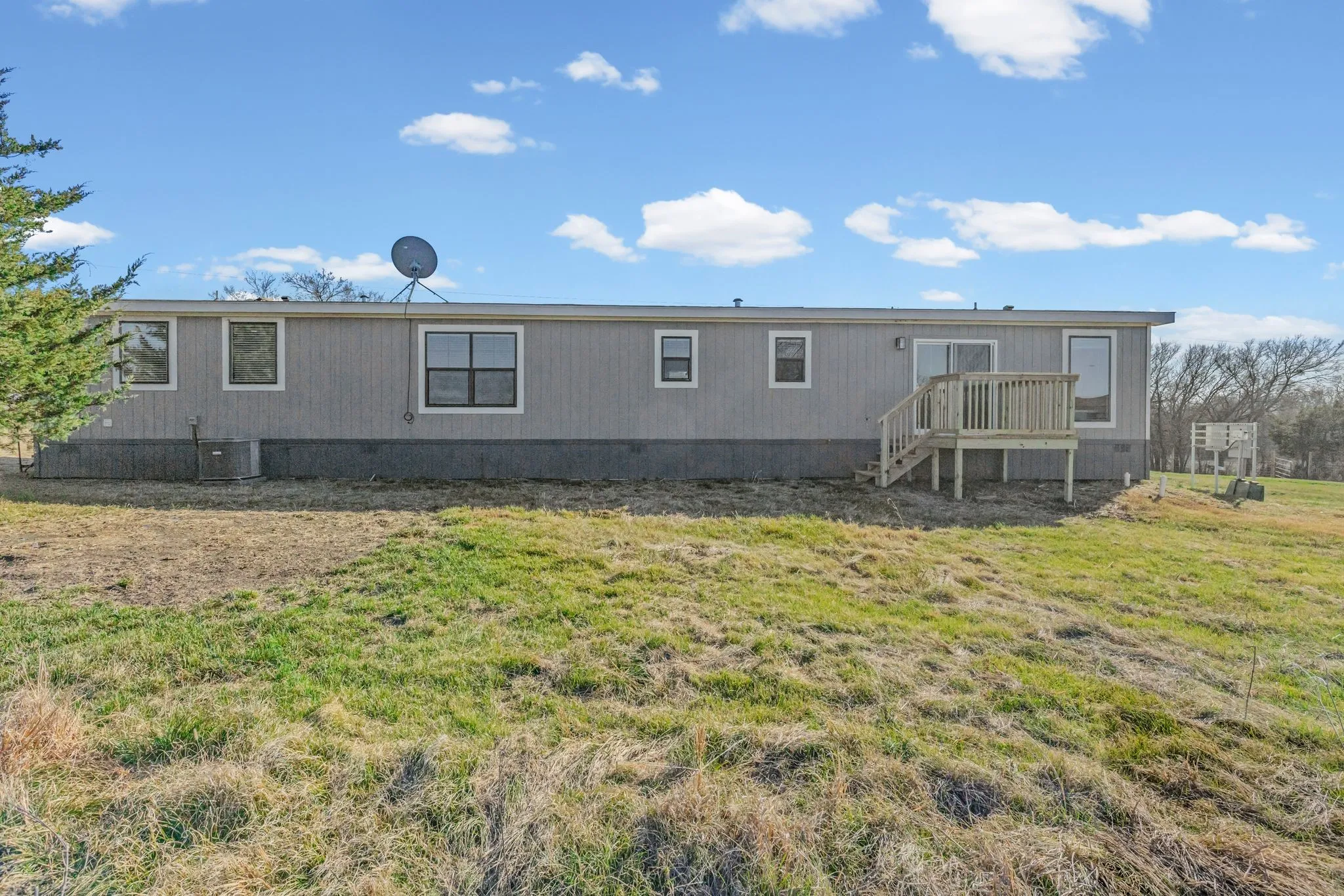 Mobile Home For Sale in Hopkins County , 3983 County Road 4744, Sulphur Springs, Texas 75482, 4 Bedroom, 2 Bathroom, Garage spaces, 1,456 Sqft, built in 2023, mls#21374772, Real Estate Agent in Sulphur Springs, Homes For Sale in Hopkins county, Homes For Sale in Sulphur Springs, Realtor in Sulphur Springs Texas, Real Estate Brokerage Independent Realty Texas, Luminita Cordes Realtor
