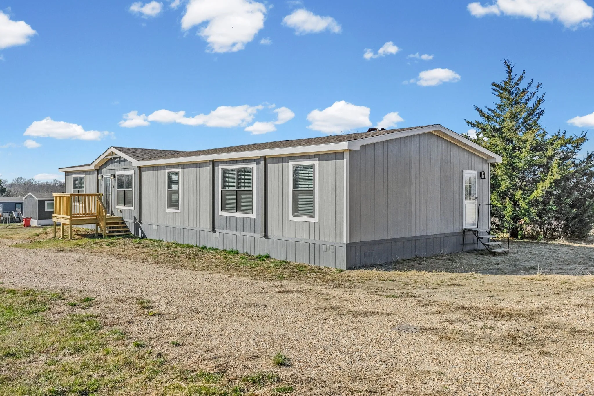 Mobile Home For Sale in Hopkins County , 3983 County Road 4744, Sulphur Springs, Texas 75482, 4 Bedroom, 2 Bathroom, Garage spaces, 1,456 Sqft, built in 2023, mls#21374772, Real Estate Agent in Sulphur Springs, Homes For Sale in Hopkins county, Homes For Sale in Sulphur Springs, Realtor in Sulphur Springs Texas, Real Estate Brokerage Independent Realty Texas, Luminita Cordes Realtor